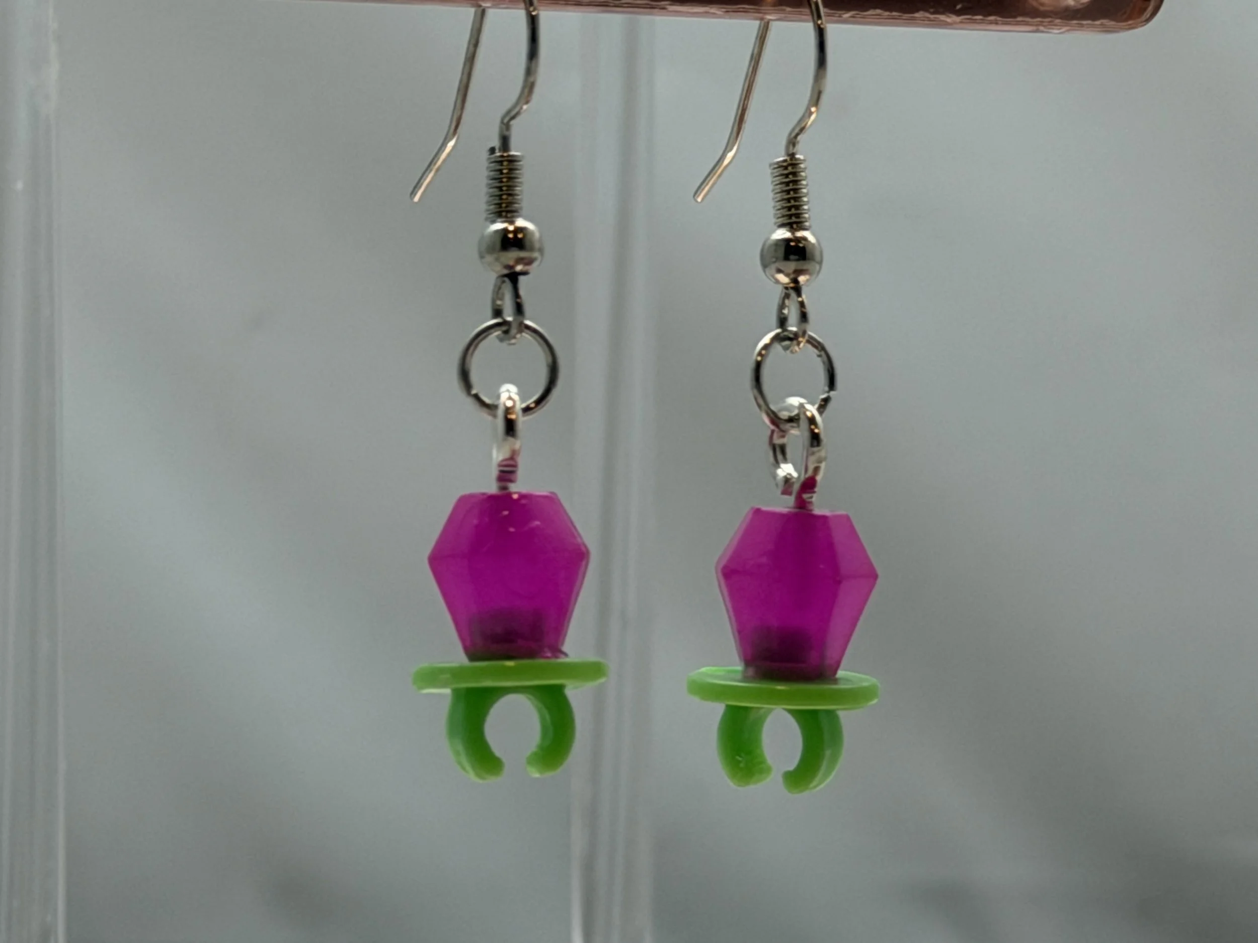 ring pop earing top mount red.jpeg