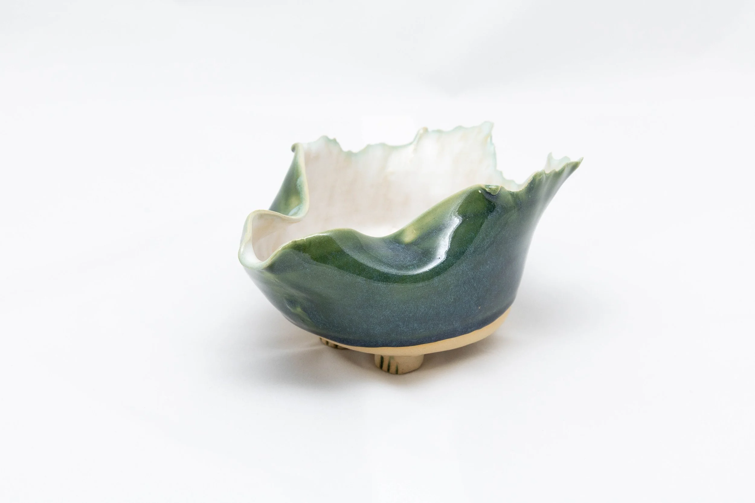Bird Bowl. Thrown form, modified. Clay & Glaze. 2026. Deanna Varble.