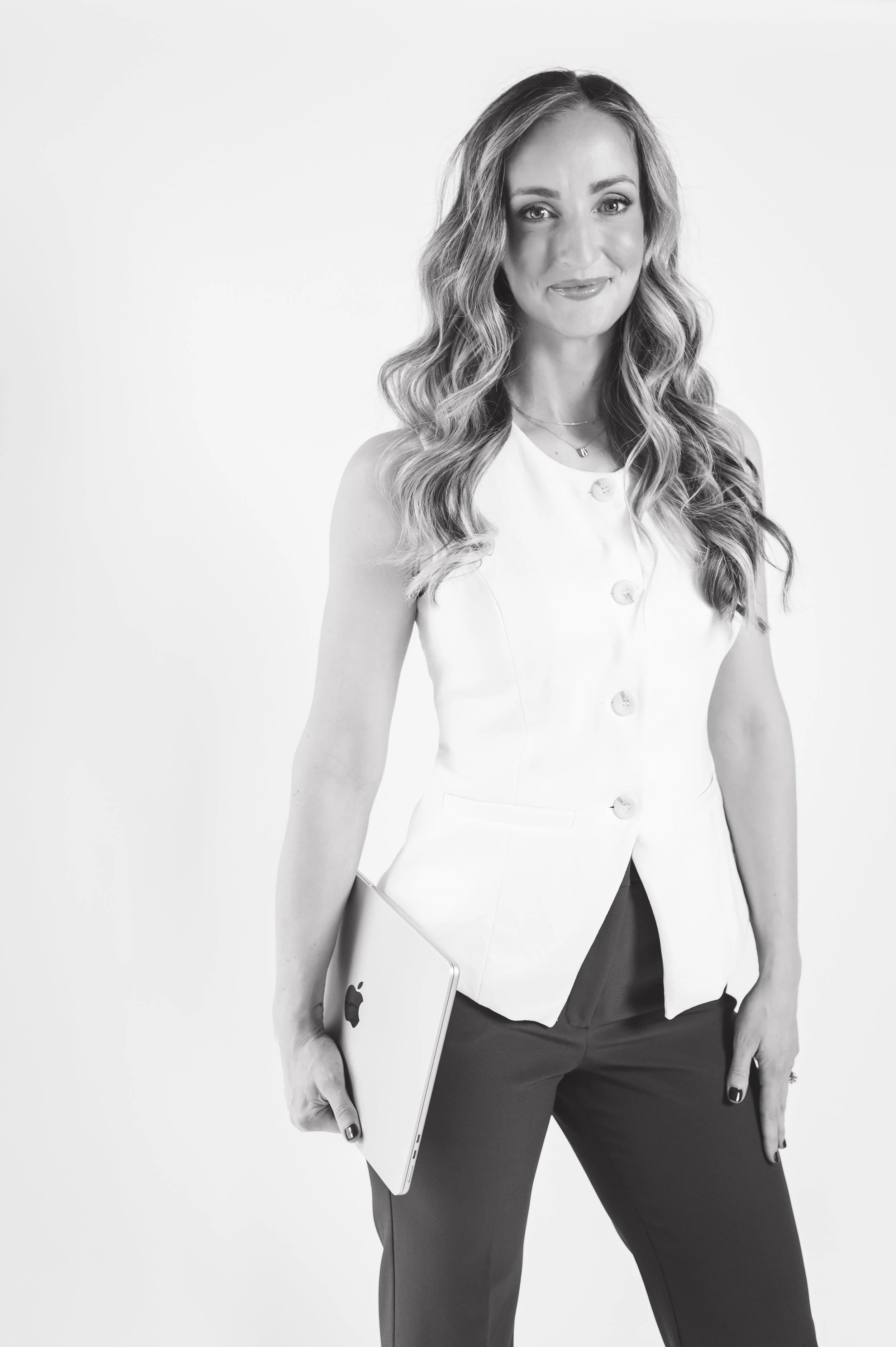LINDSAY-9.jpg