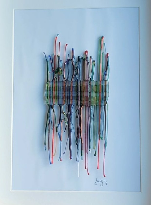 Connect is a stringer construction panel inspired by the connection the glass forms in the kiln