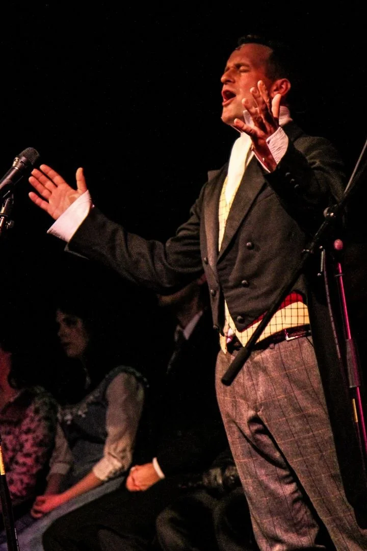 Tim Robinson as Marius in&nbsp;"Les Misérables"