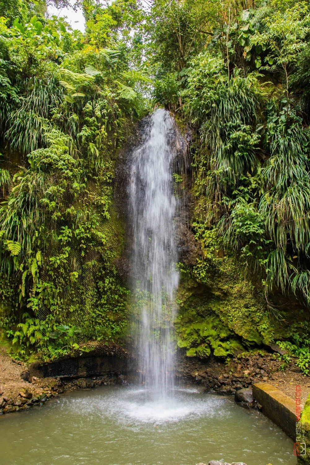 waterfall.jpg