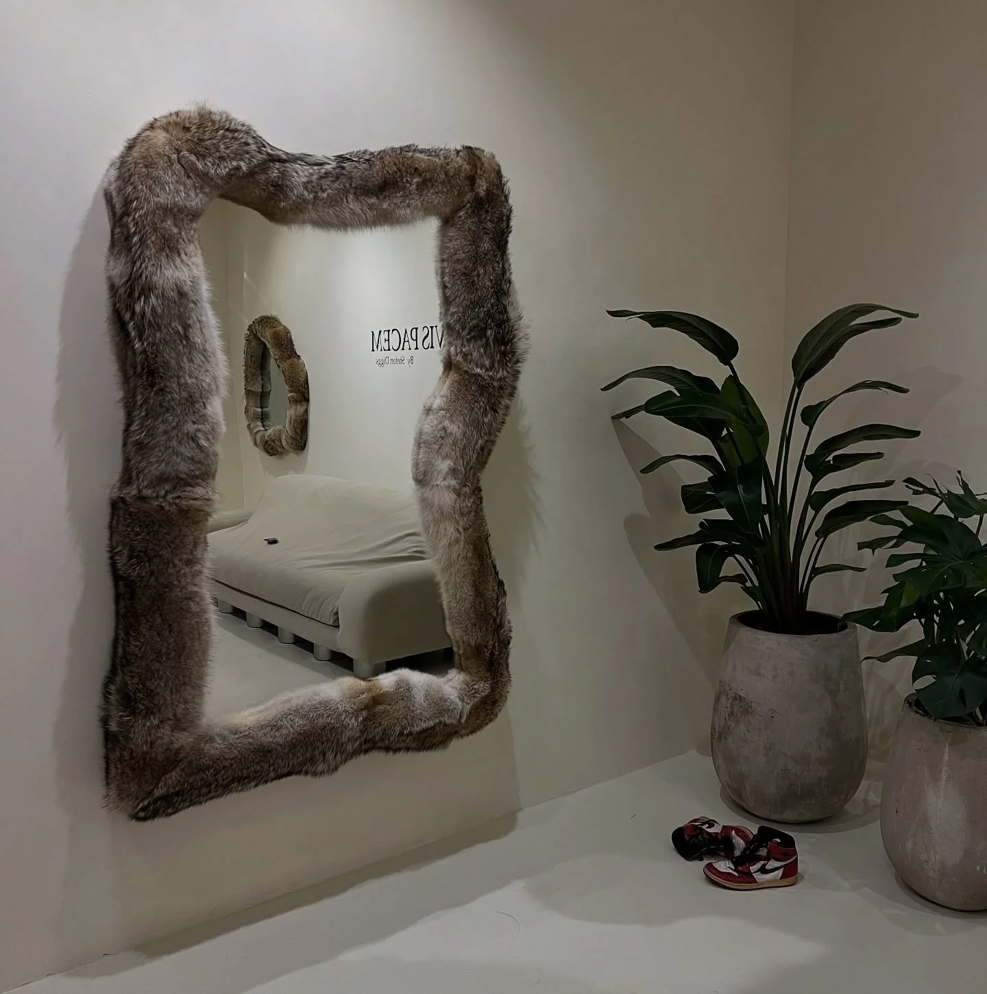 Left Design Miami and Art Basel feeling so inspired! 🌺

@designmiami