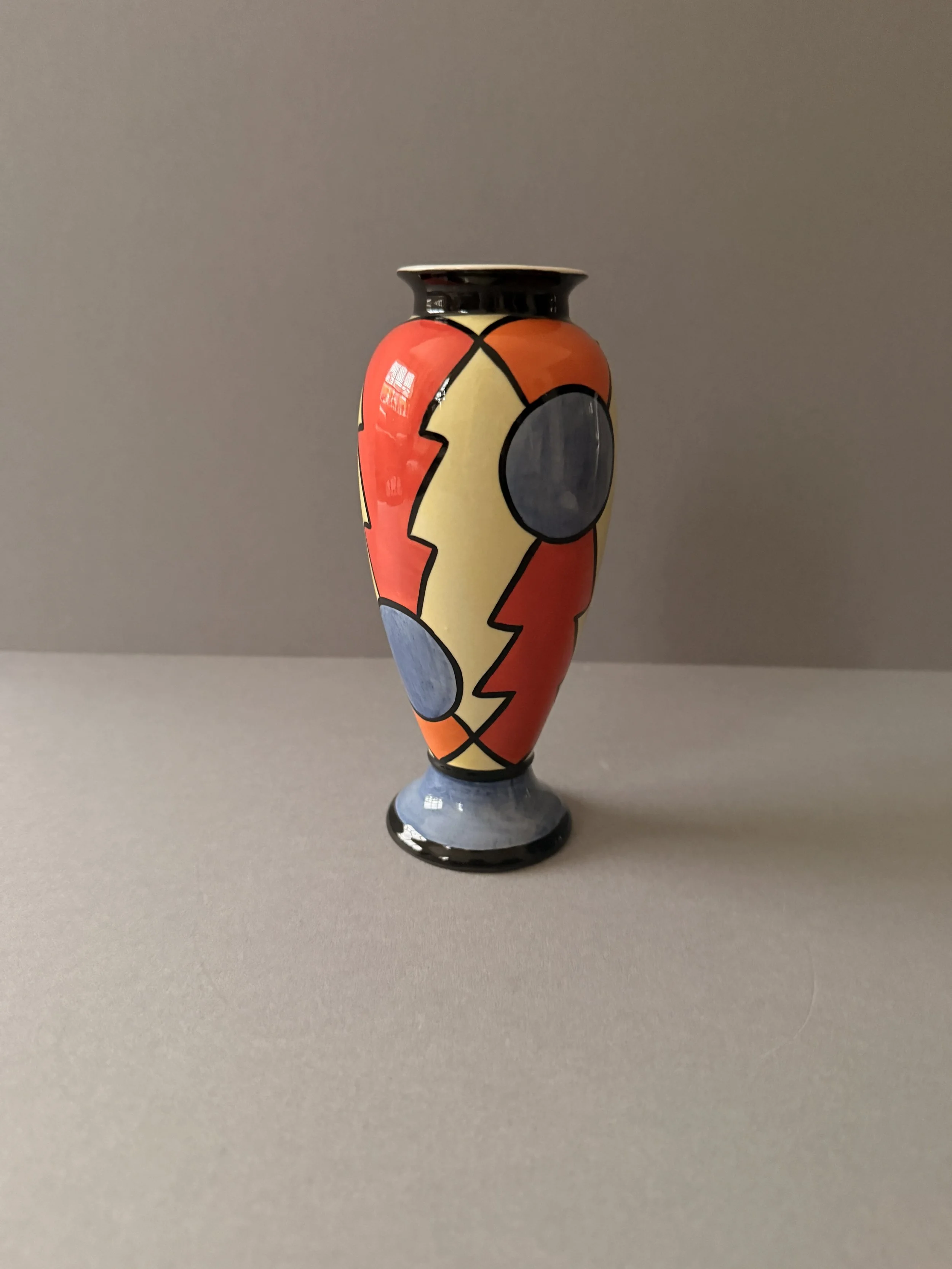 Lorna Bailey Roshels Limited Edition Vase – 126/250