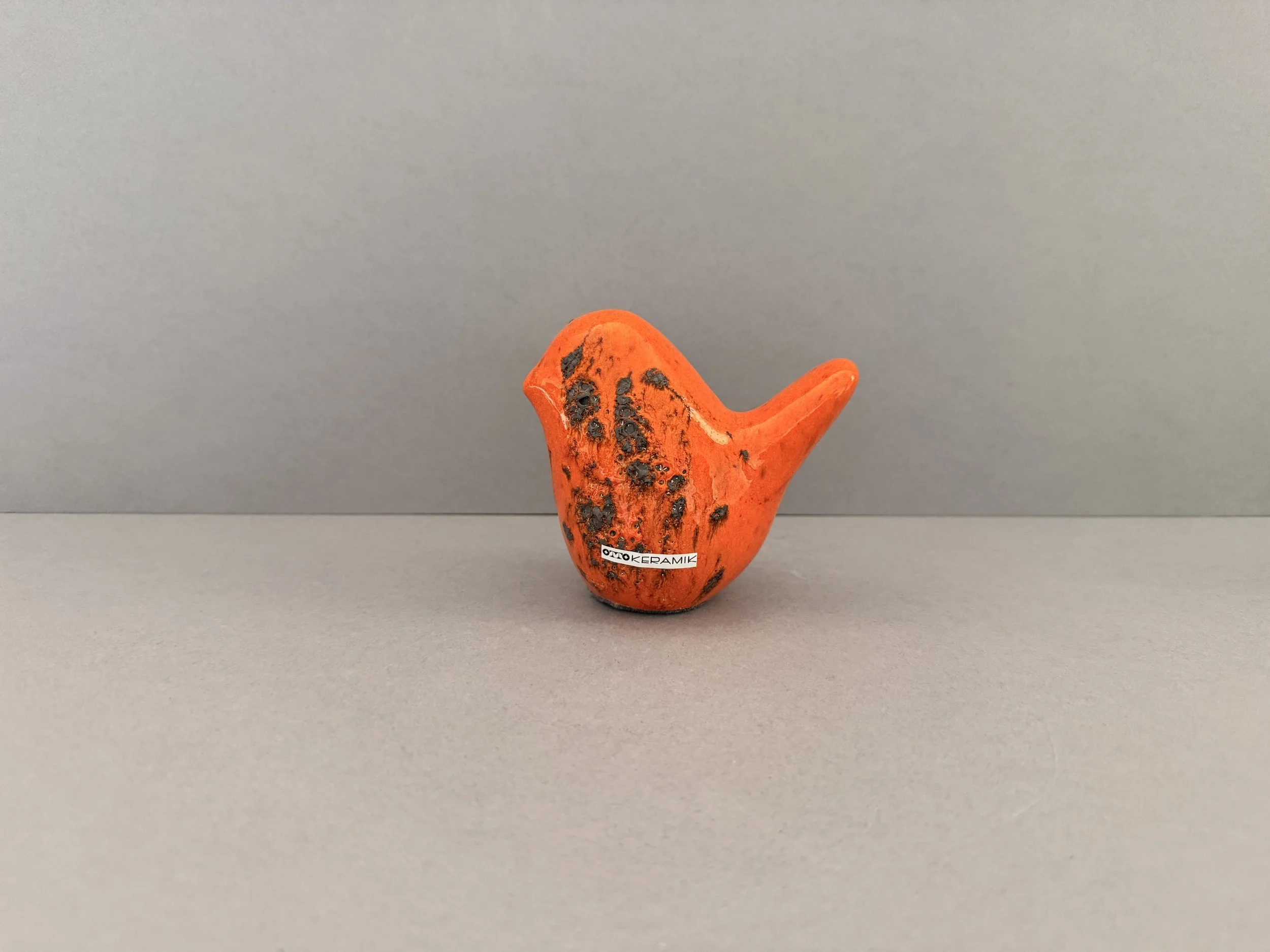 Otto Keramik Bird – Orange Fat Lava Glaze – 10 cm
