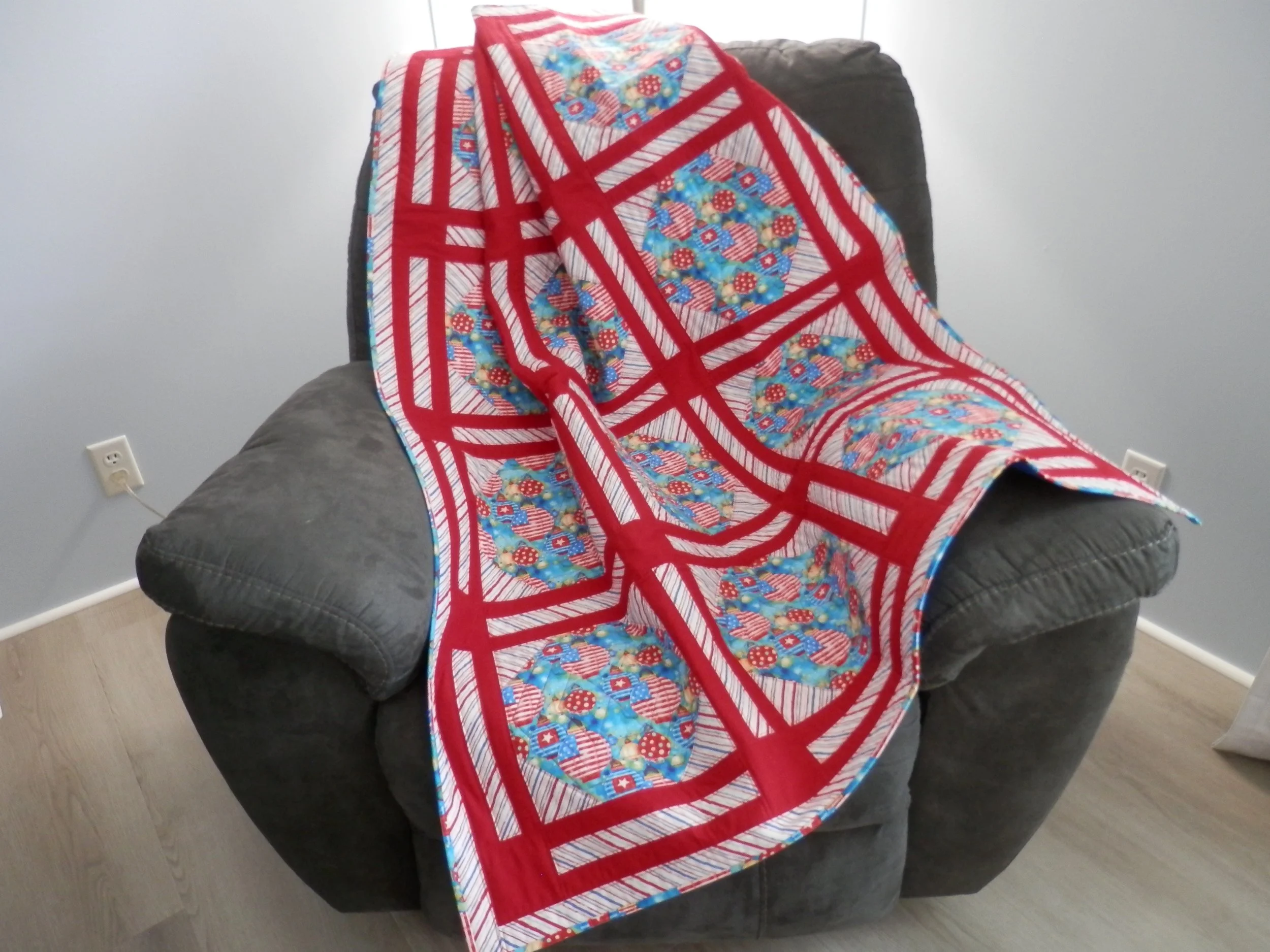 Star Spangle Summer Lap Quilt 51"L x 41"W