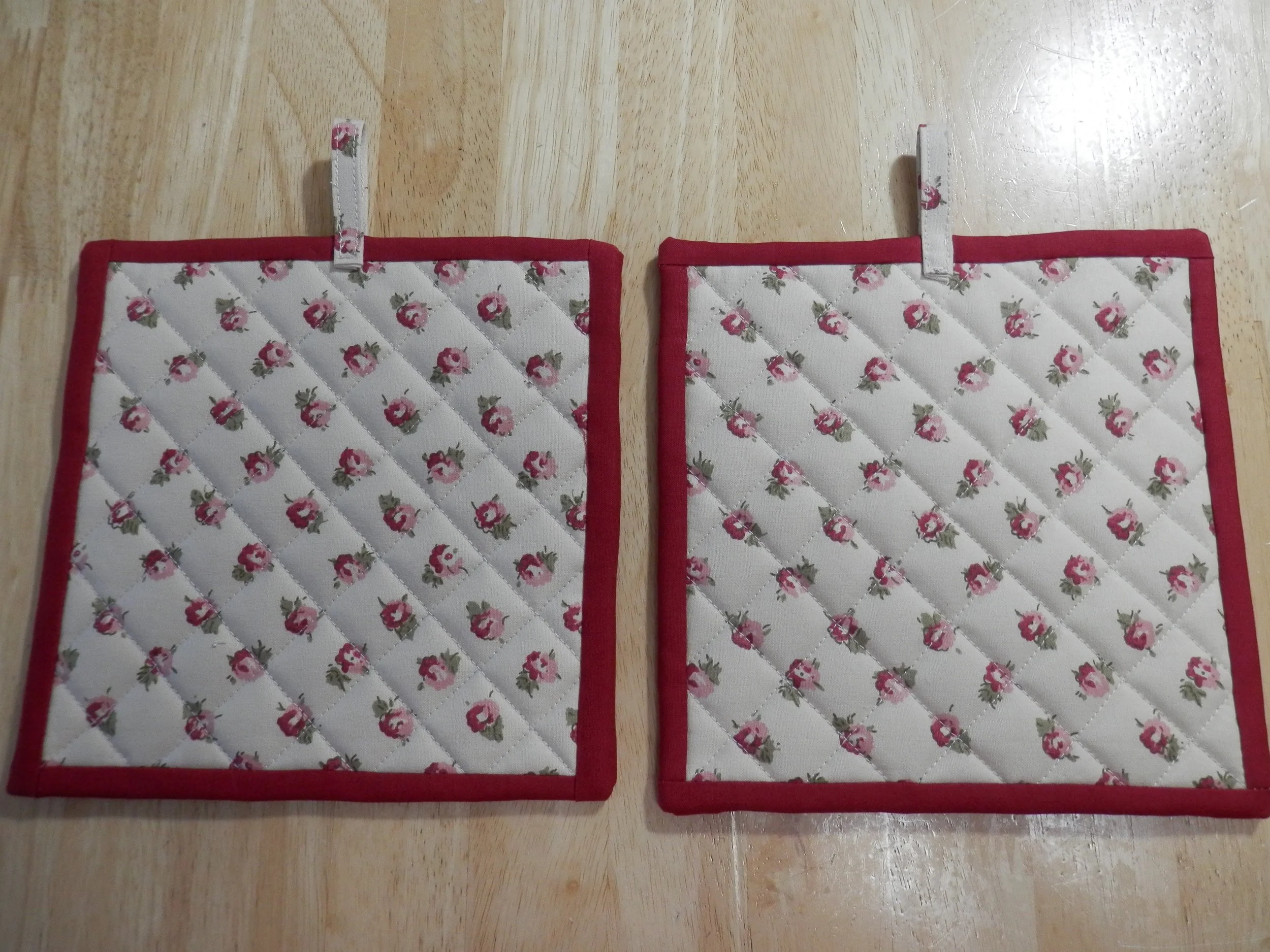 Vintage Laura Ashley Two-Tone Pink Roses Potholders with Decorative Backing Set of 2