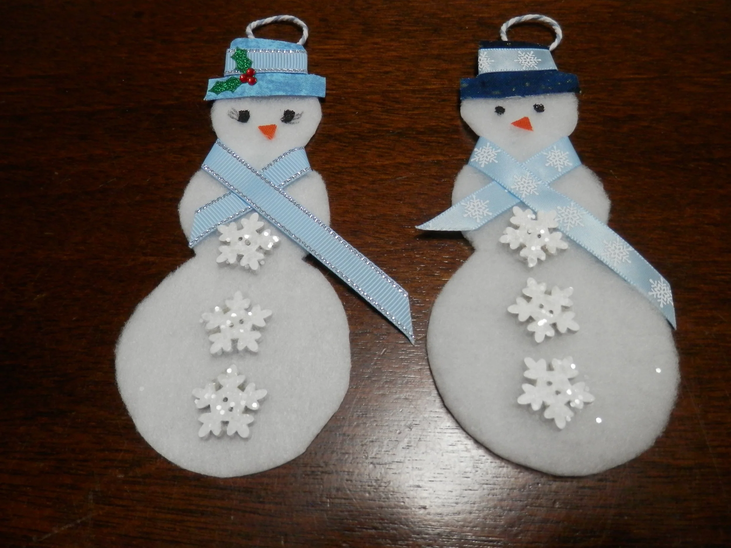 Snow People Tree Ornaments 5.25"L x 2.5"W