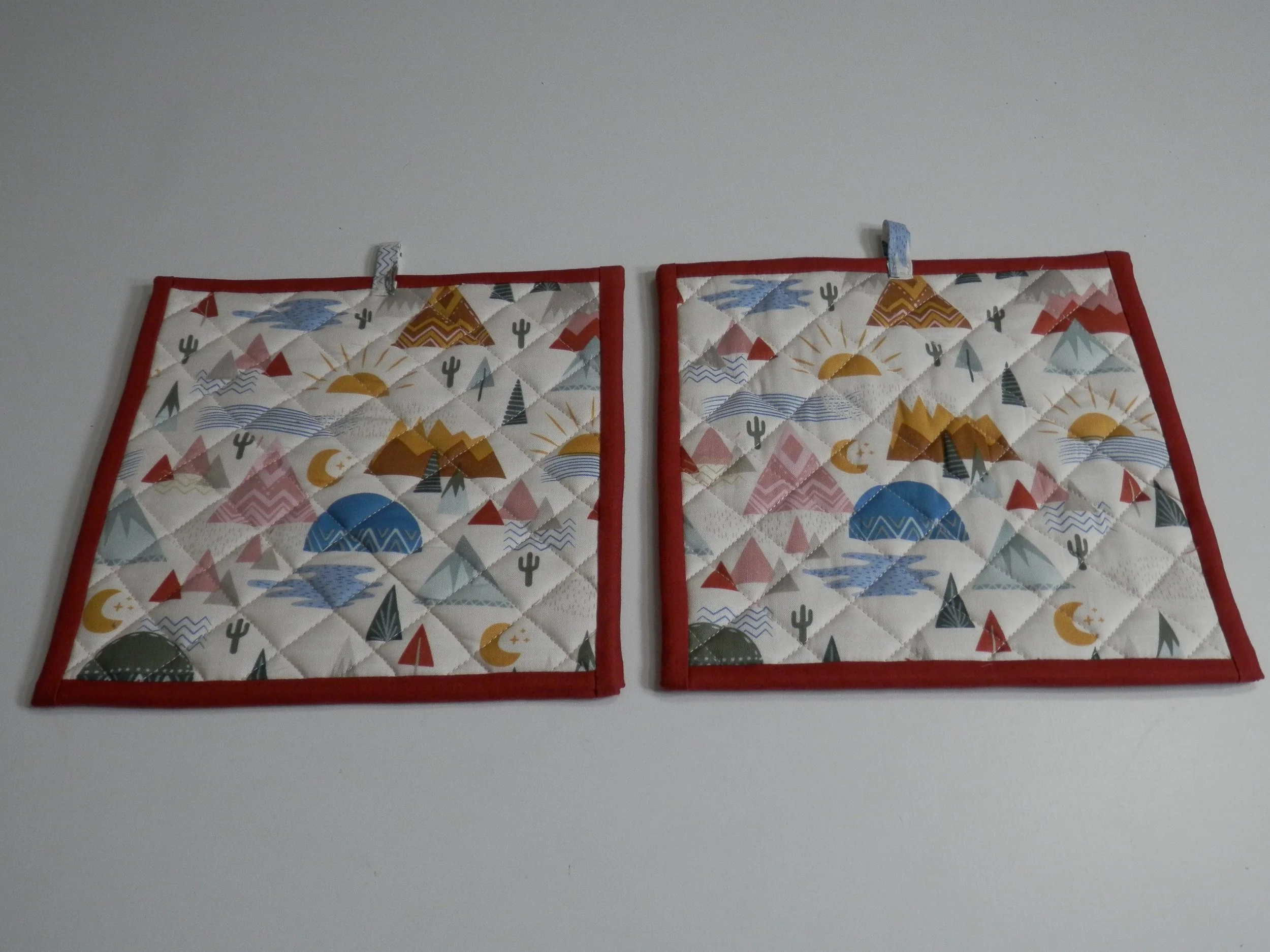 Arizona Desert and Mountains Contemporary Design Potholders/Hot Pads Set of 2