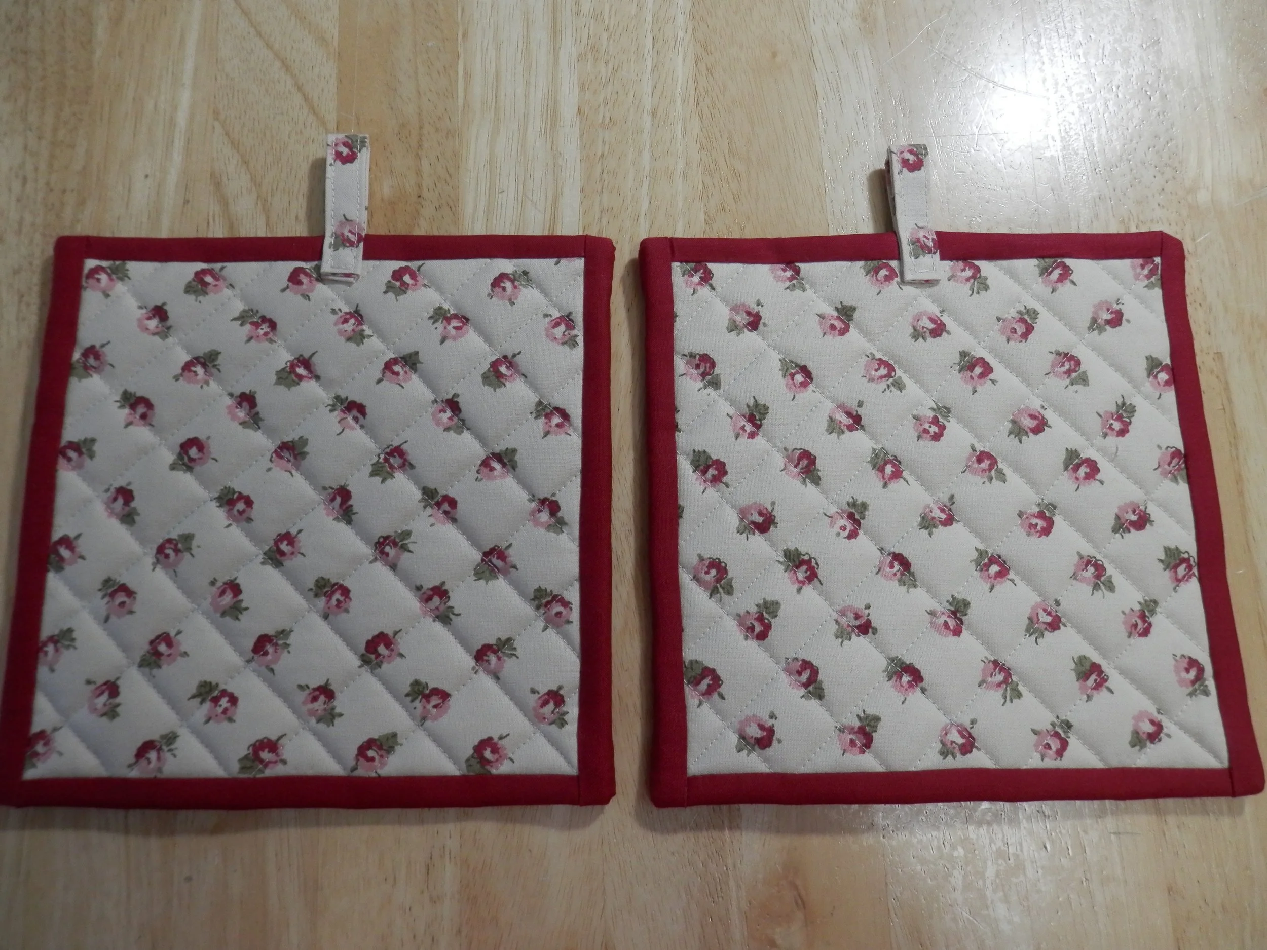 Vintage Laura Ashley Two-Tone Pink Roses Potholders Set of 2