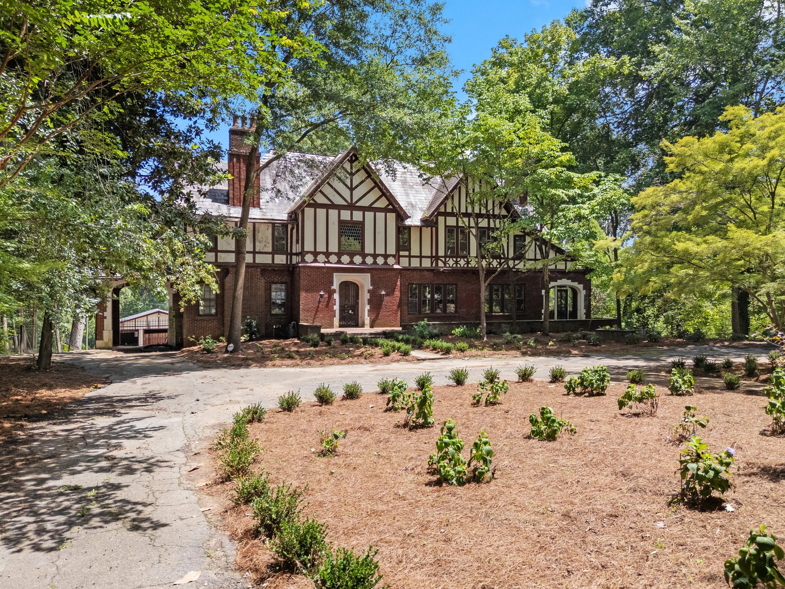 843 Springdale_Hi Res-4.jpg