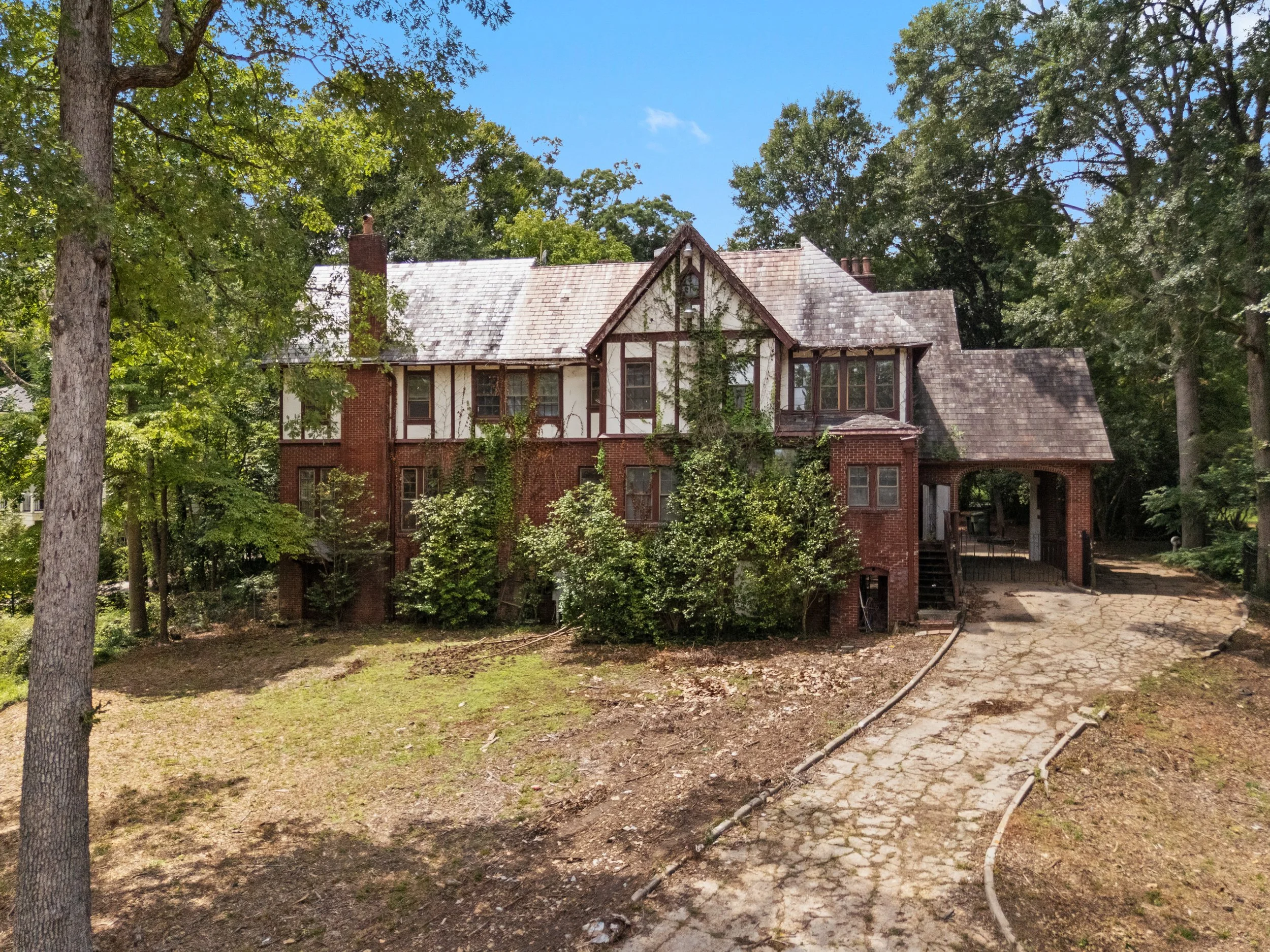 843 Springdale_Hi Res-10.jpg