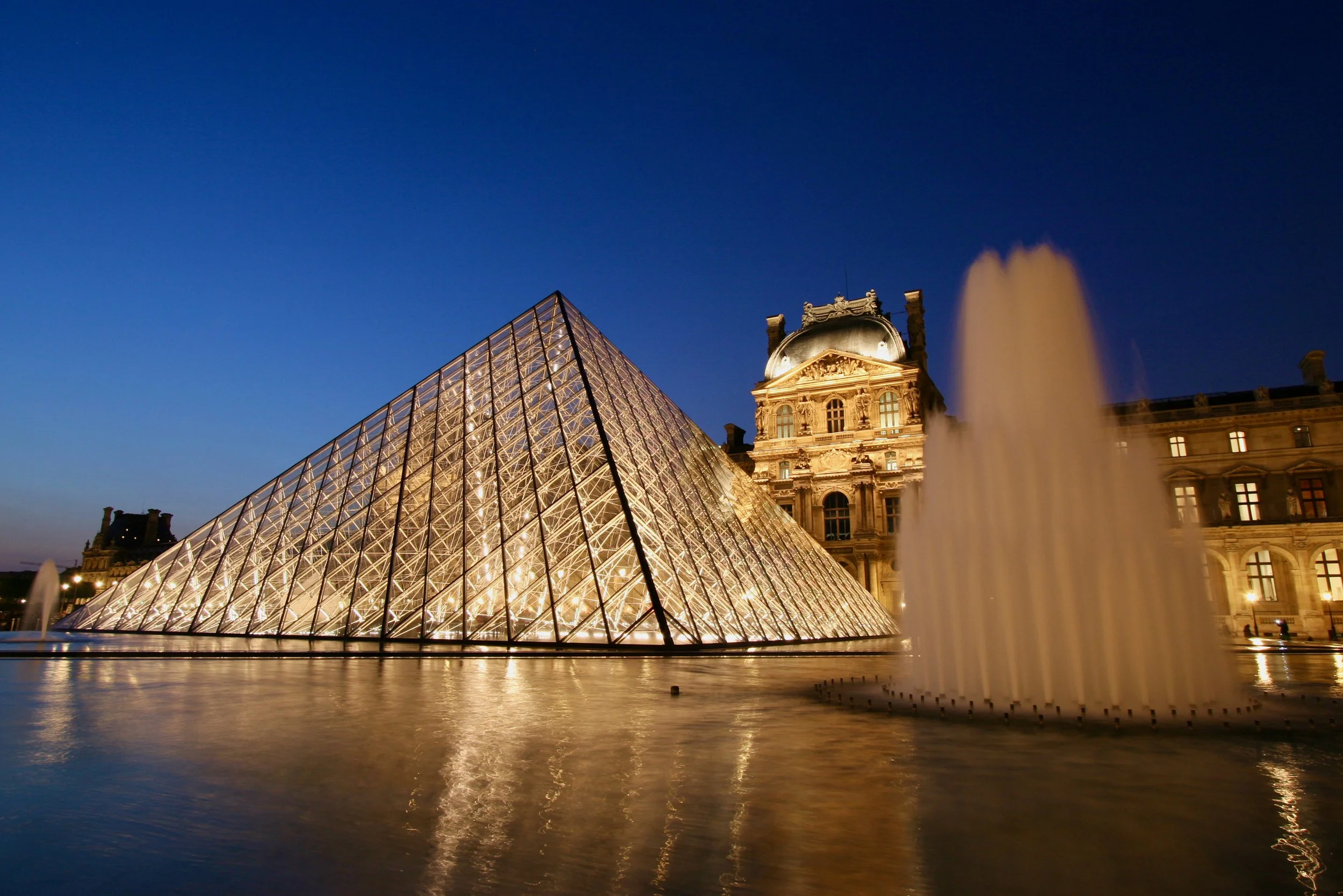 The Louvre deserted