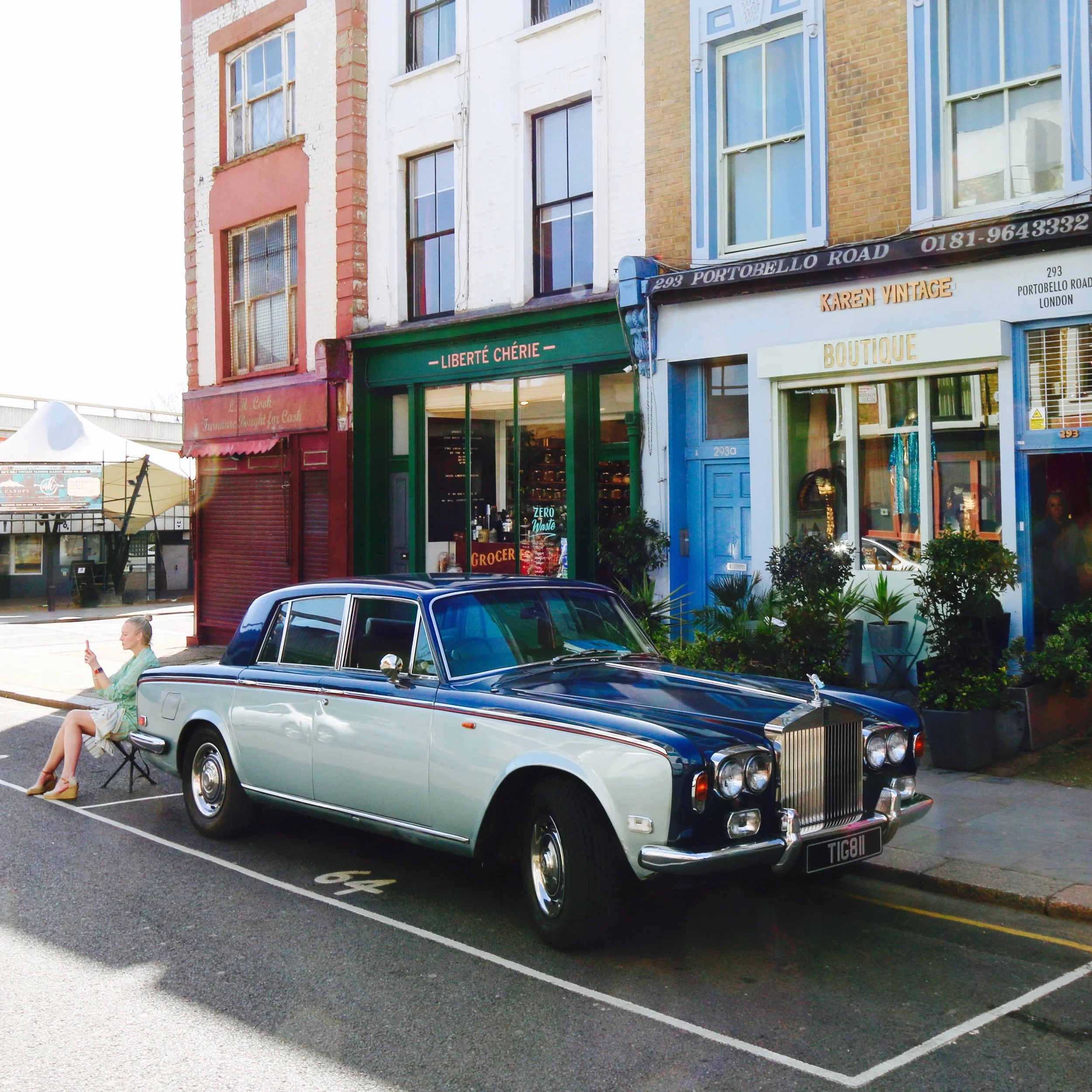 Lady R on Portobello