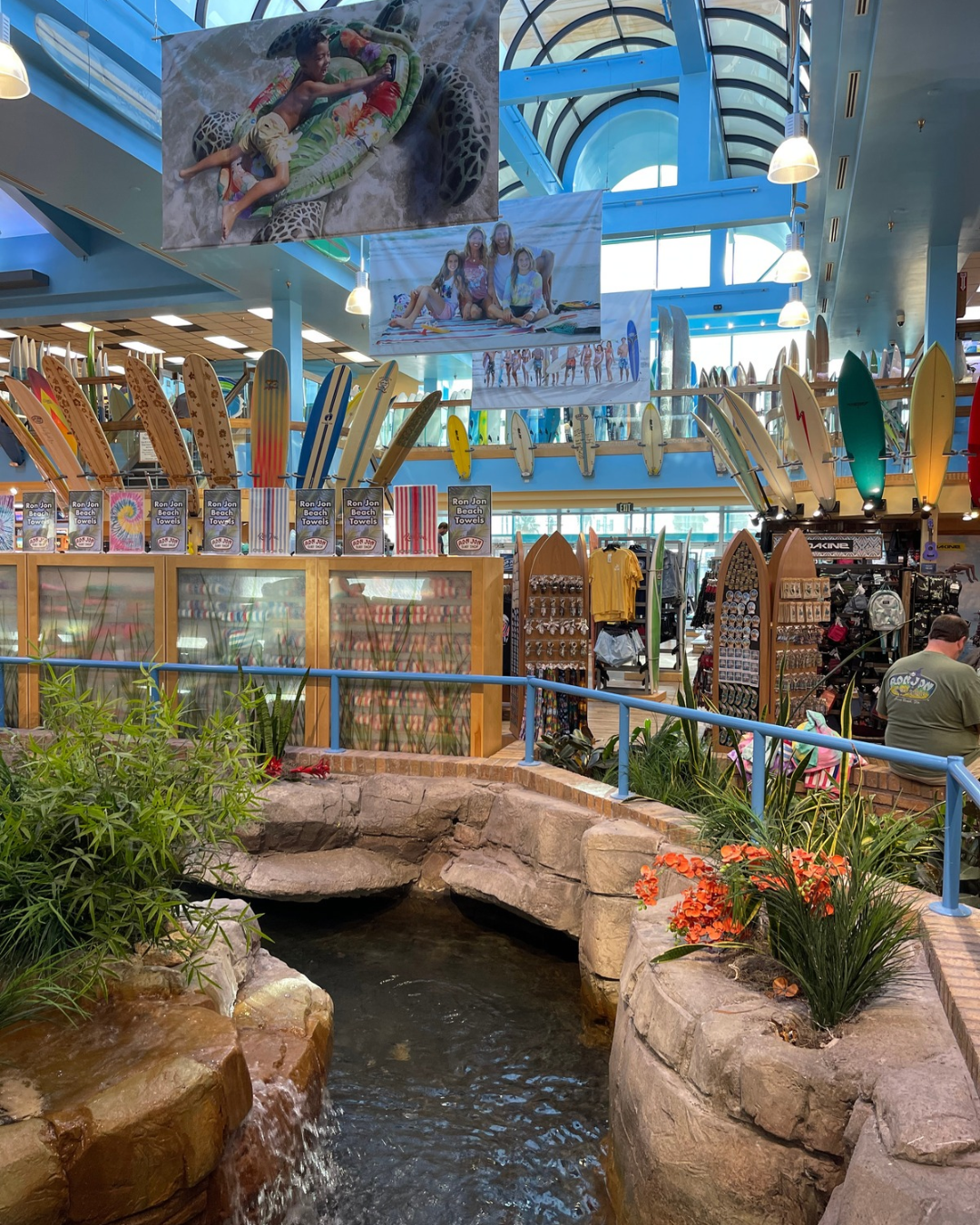 Ron Jons Surf Shop Cocoa Beach Fl.png