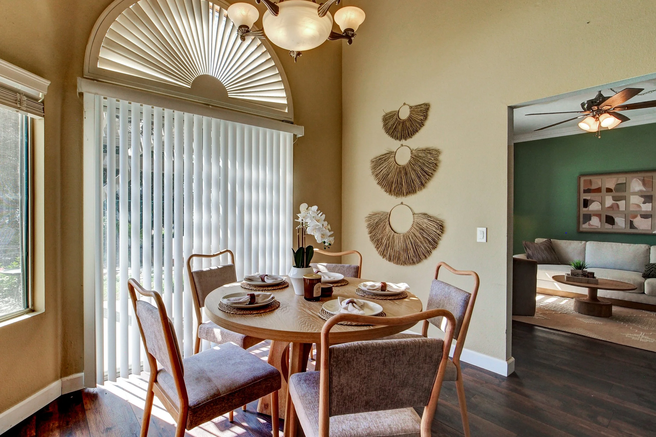 11-2304 Cll Trella-11.jpg
