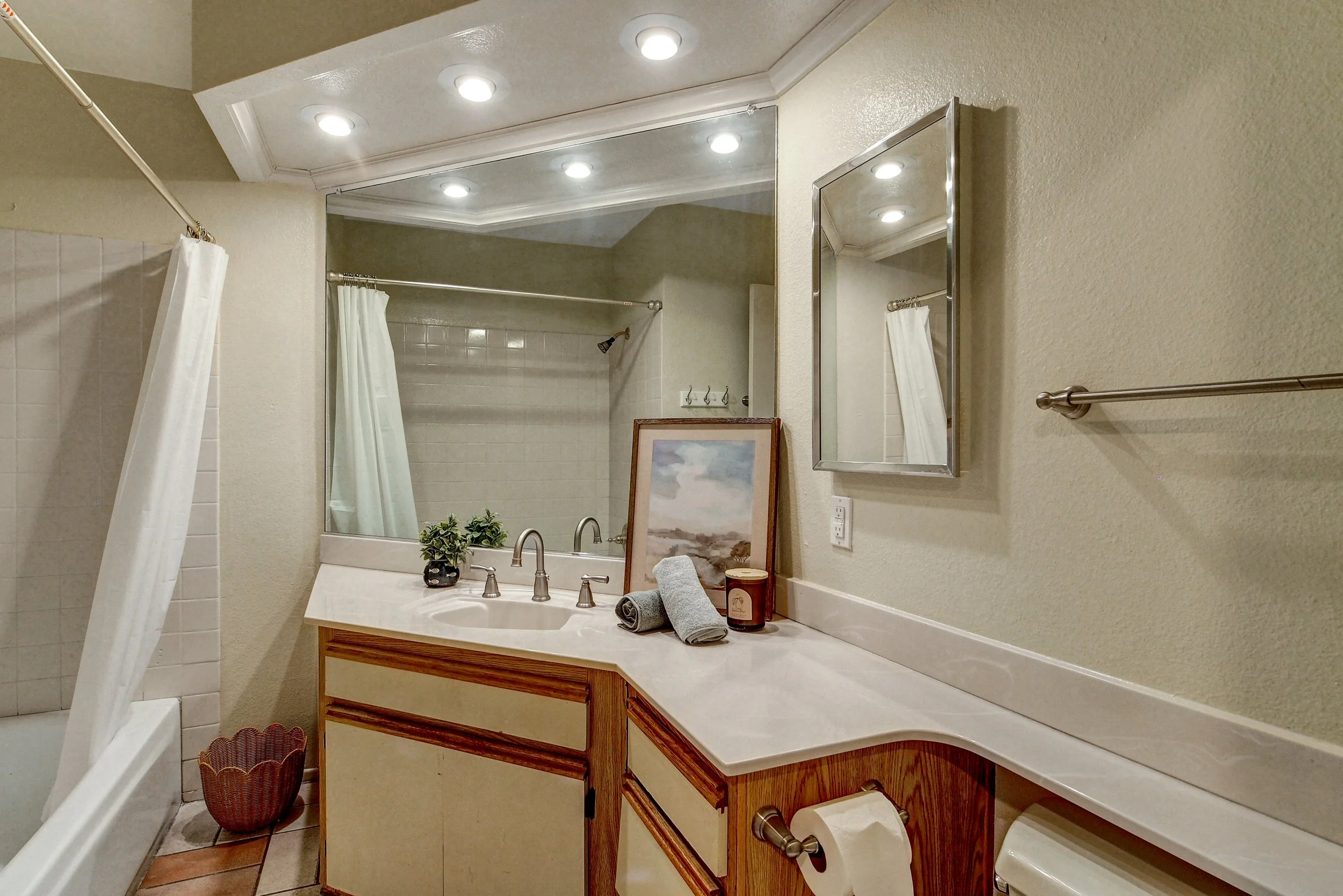 25-2304 Cll Trella-25.jpg