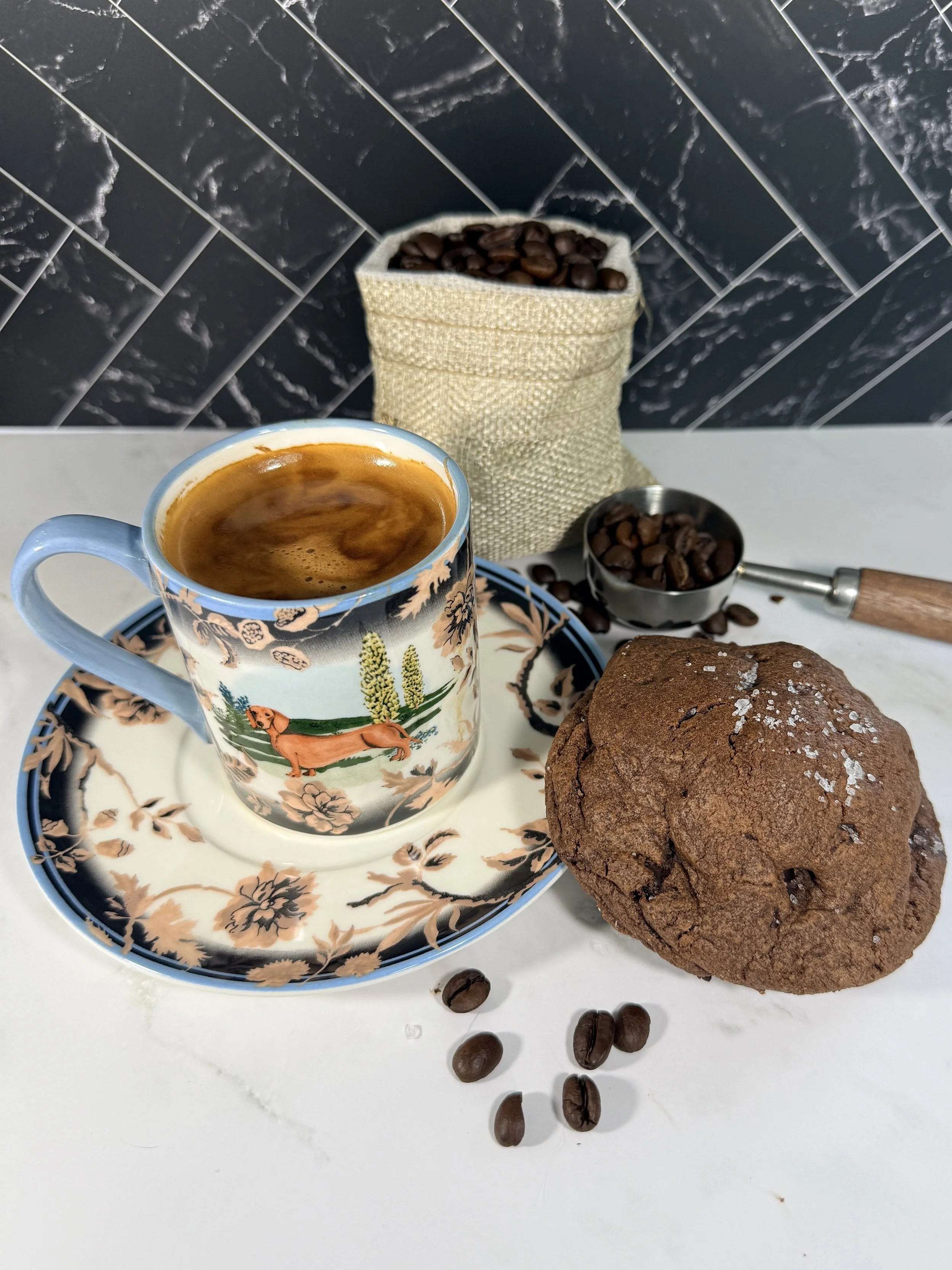 The Circle Cookie Dark Chocolate 4.jpg