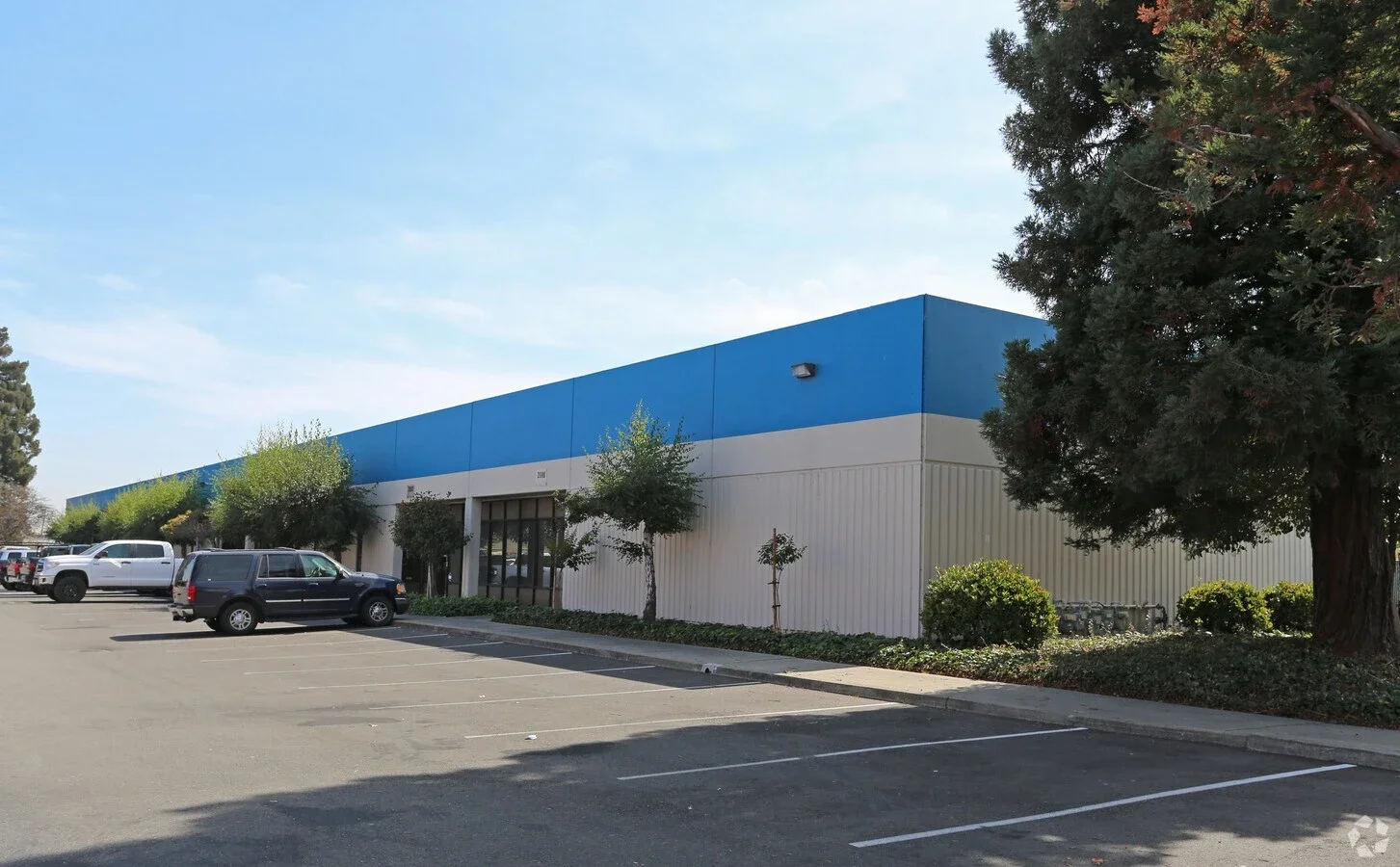2106 Edison Ave_San Leandro (1).webp