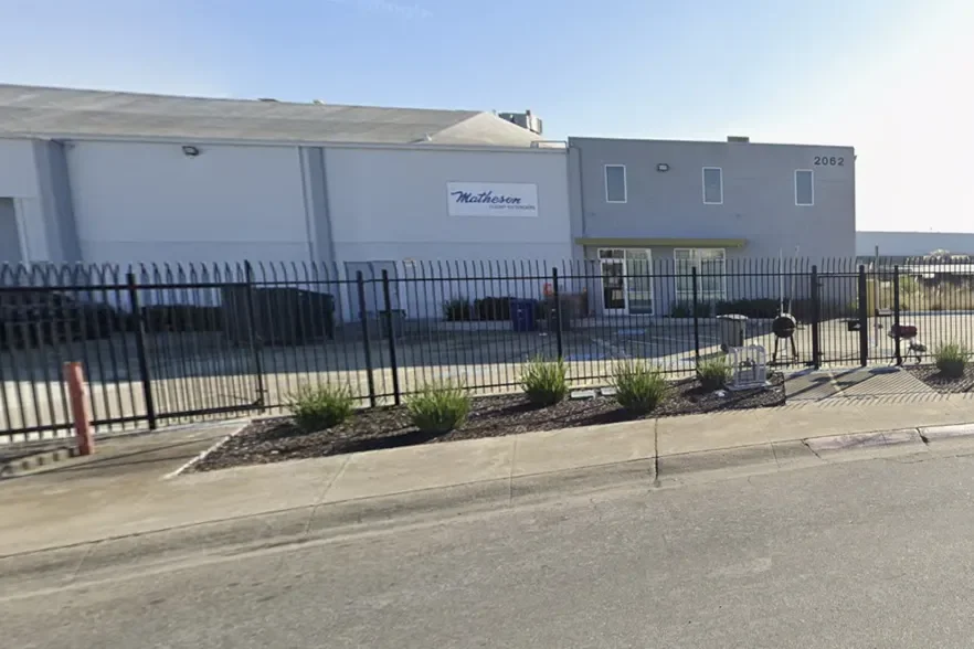 2062 &amp; 2091 W. Avenue 140th