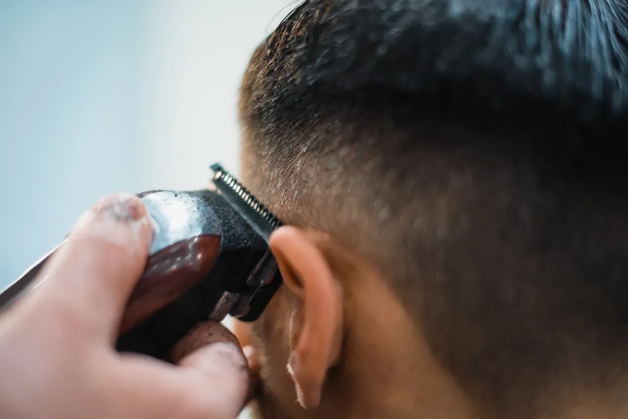 The Art of the Perfect Men's Haircut