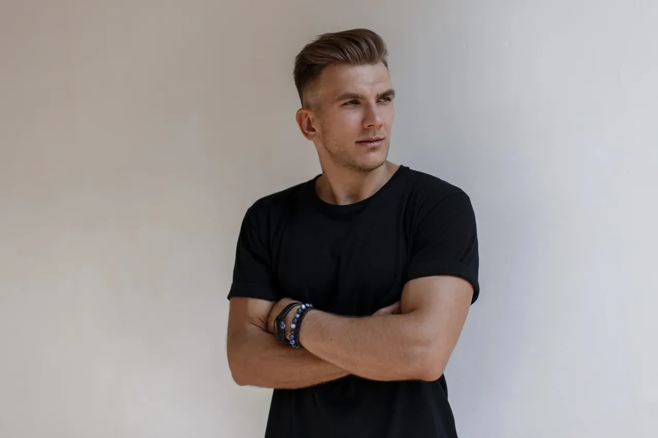 Elevate Your Summer Style: Popular Short Men's Haircuts