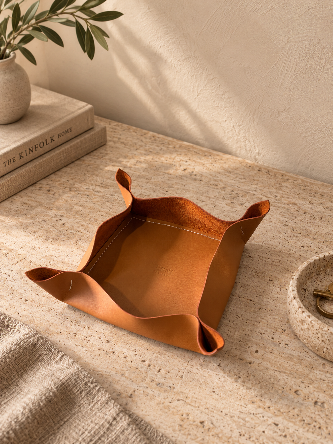 Leather Tray 01