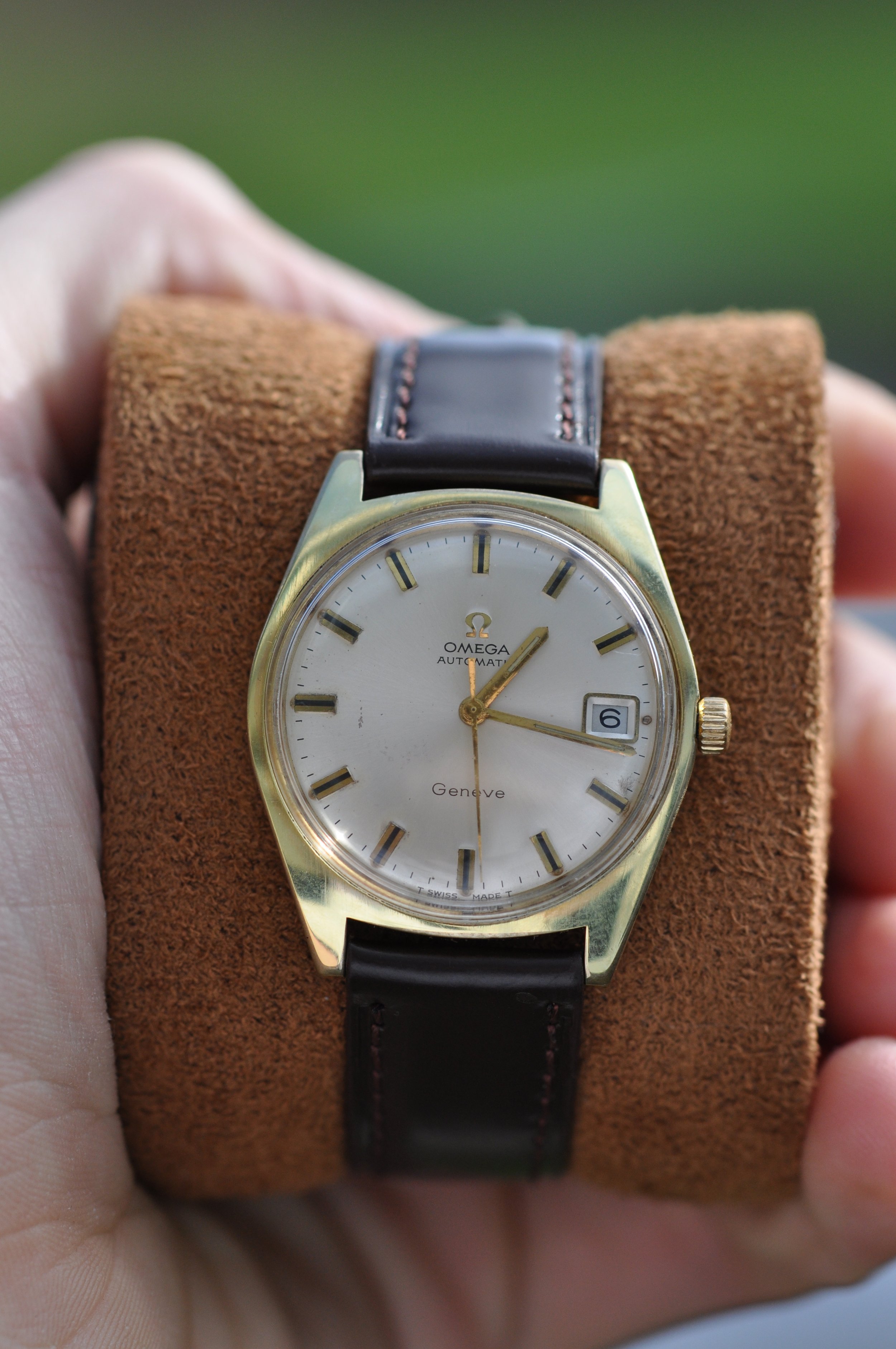 OMEGA Geneve  
