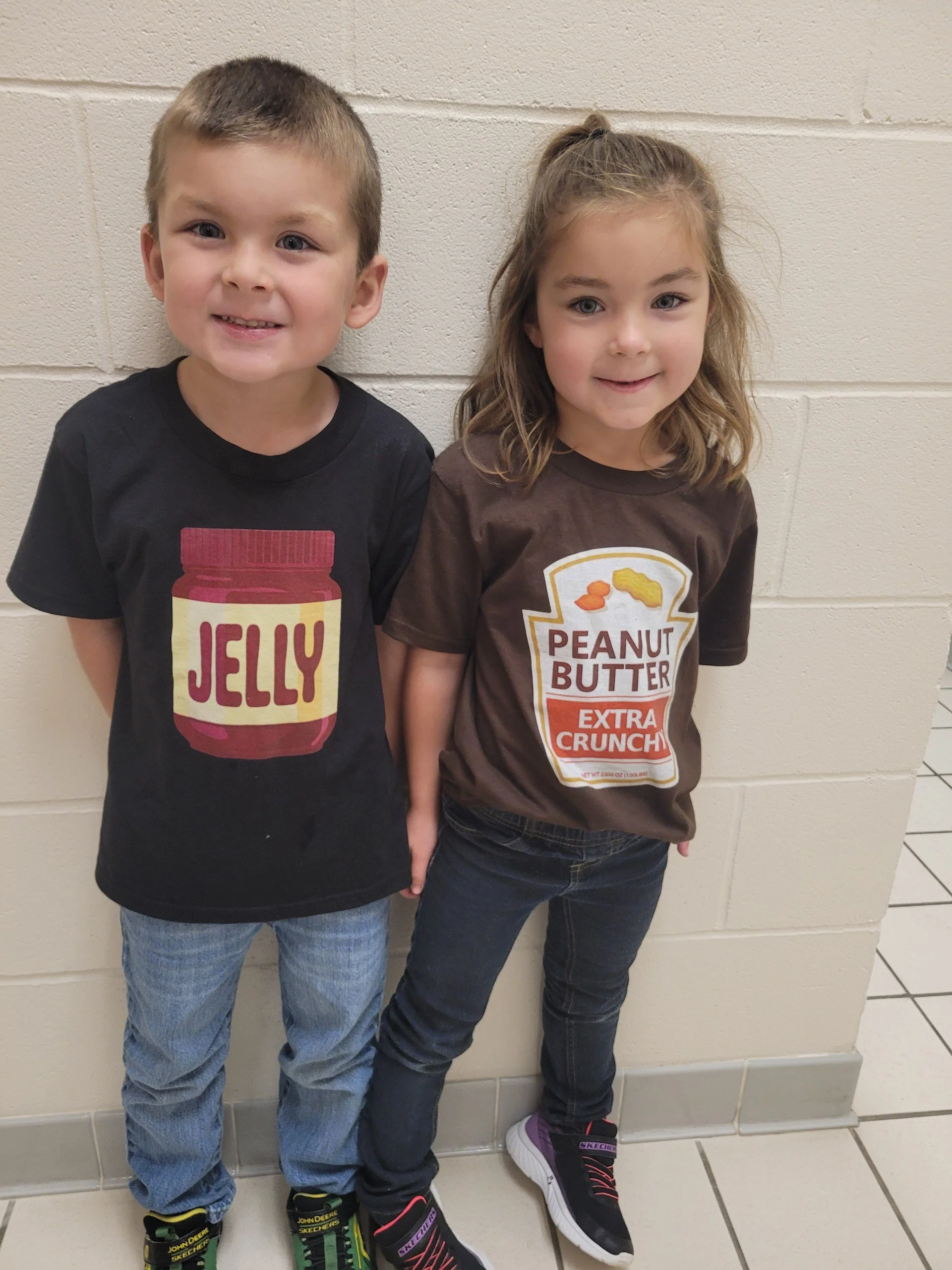 two young kids smiling