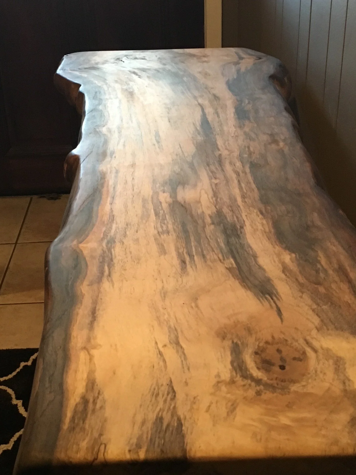 5e502ab8-e61f-41b3-9bde-8f3050037157.jpg