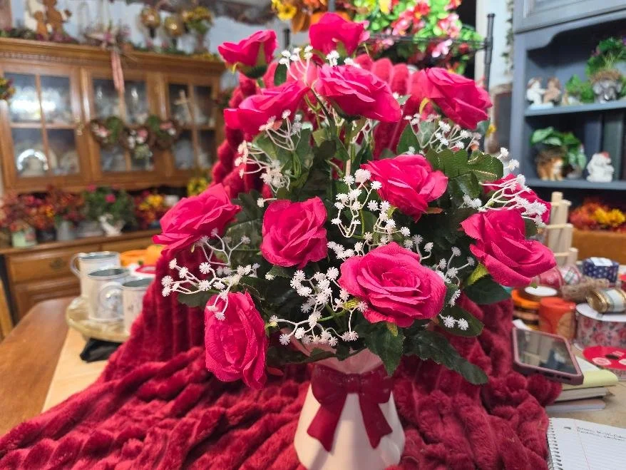 1 Dozen Roses in a White Vase