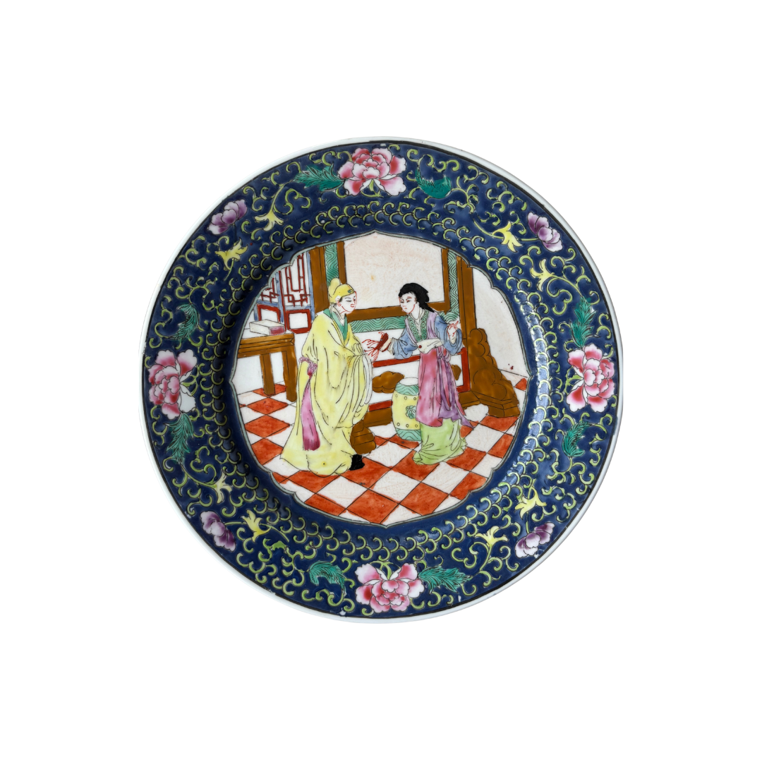 Plato chino aprox. 25 cm. Precio: 500 mxn