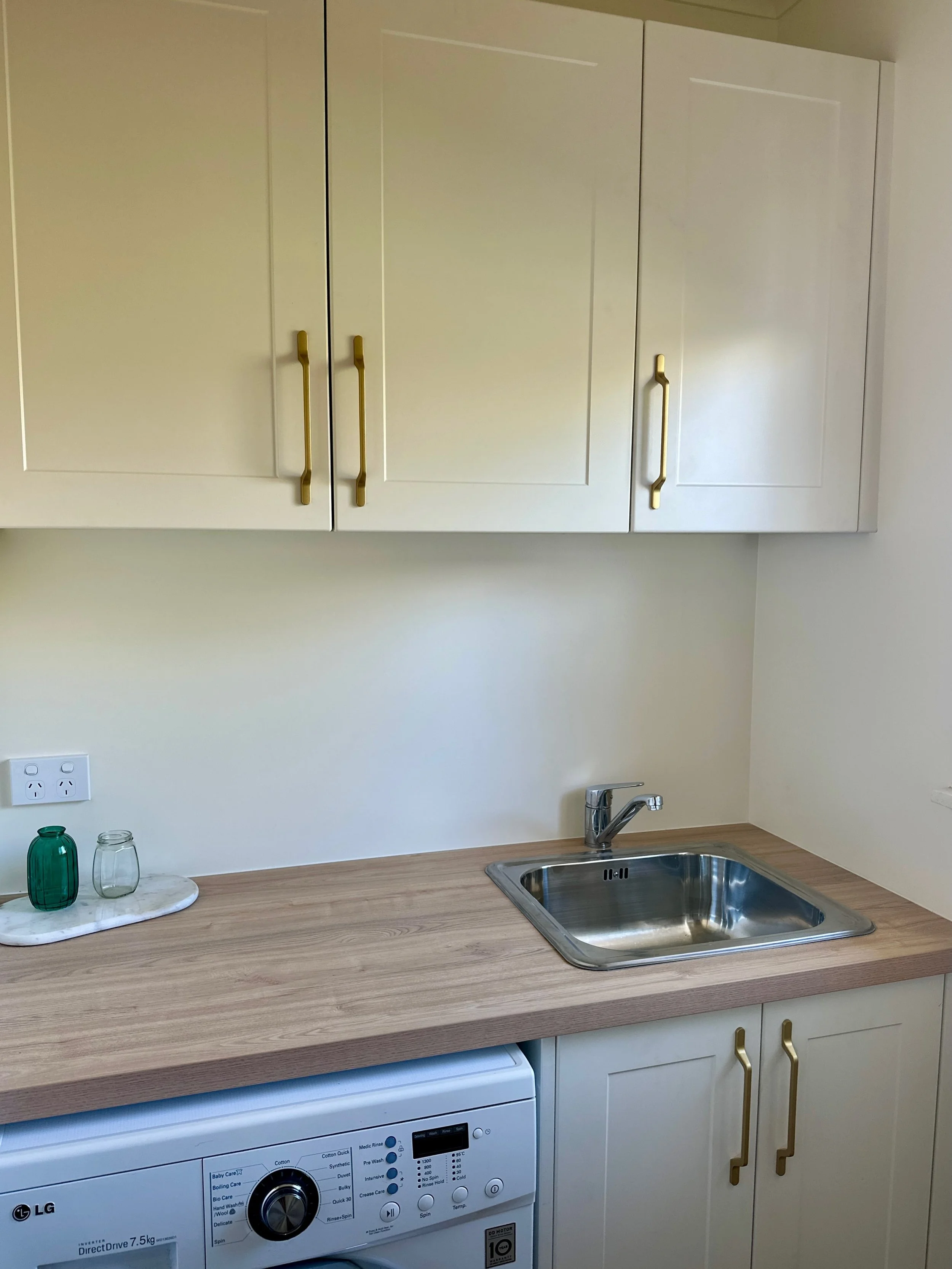 Laundry replacement in Forest Lake 🧺 

#dexteritybuild #nzbuilder #waikato #laundryreno #hamiltonbuilder