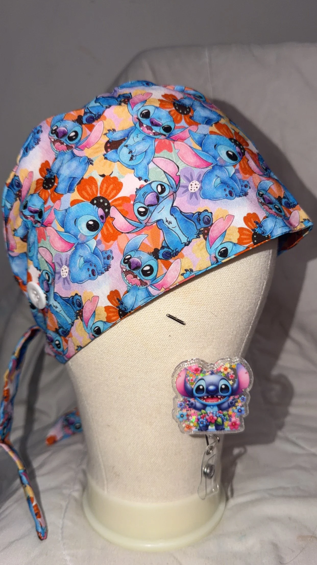 Lilo Scrub Cap w/Badge Reel