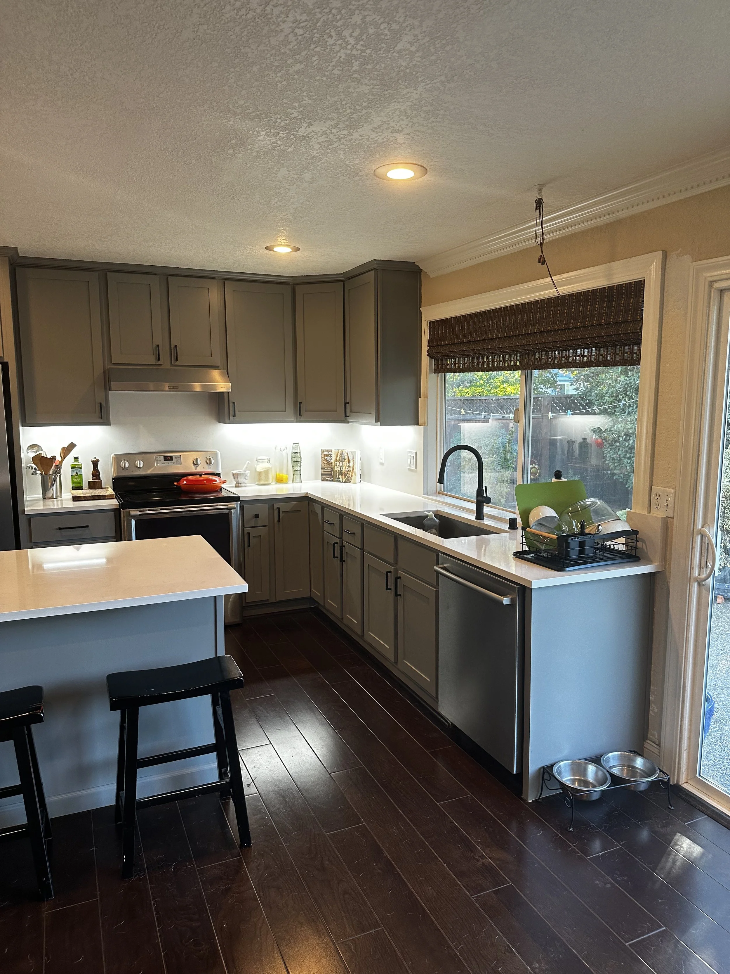 new sink & new backsplash