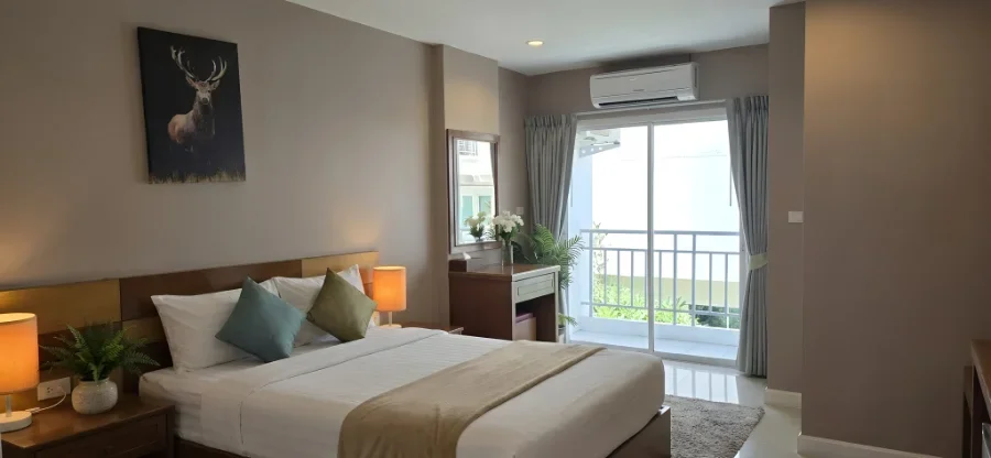 Cheap hotel at Patong beach