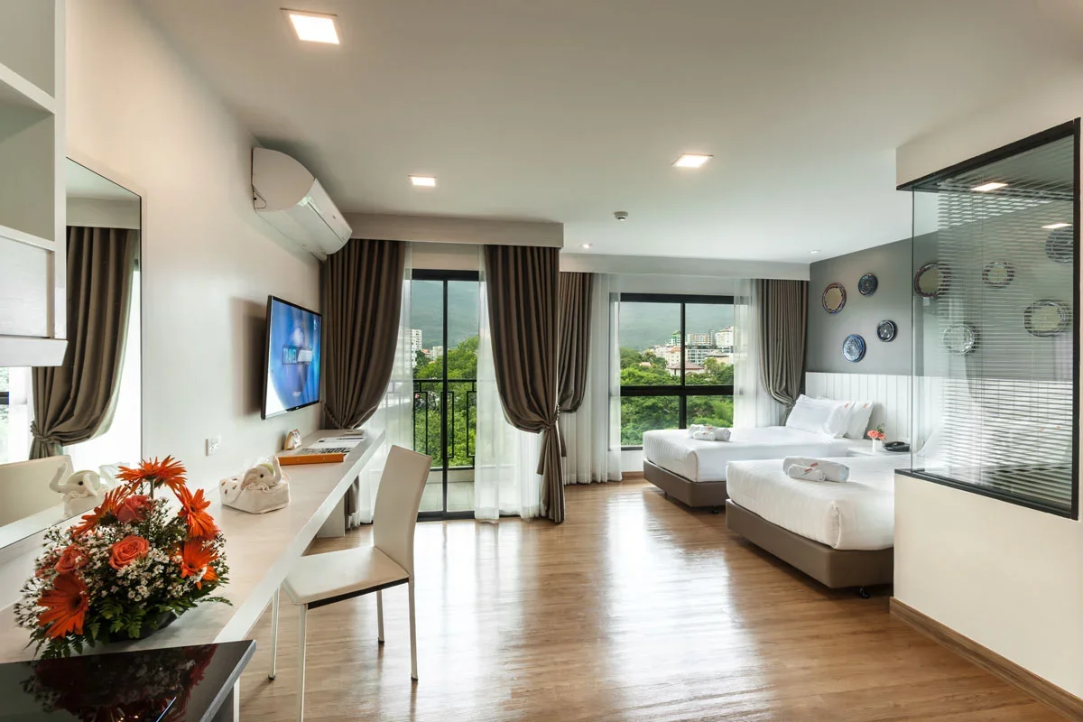 You like the room? Book now!
