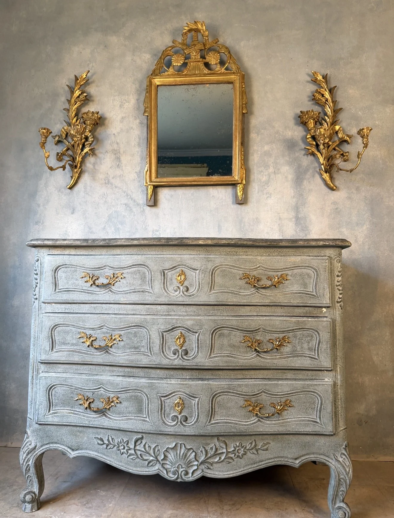 Gallery photo 2.jpg