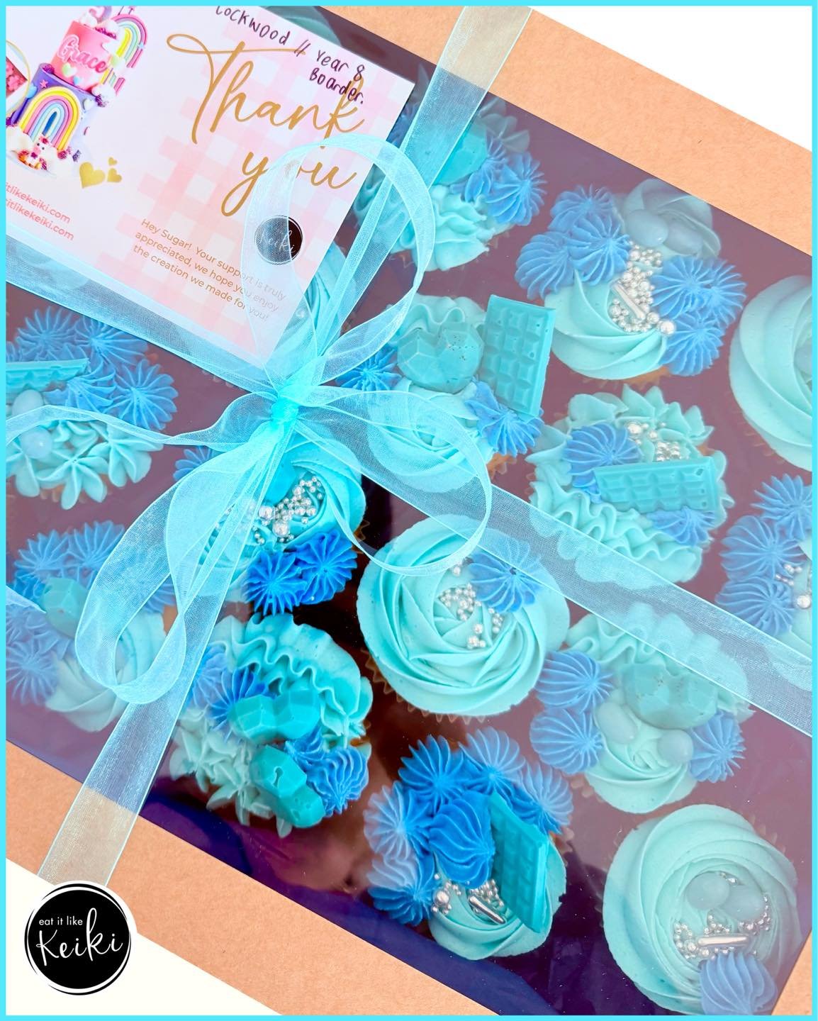 Surprise birthday cupcakes! 🧁🥳