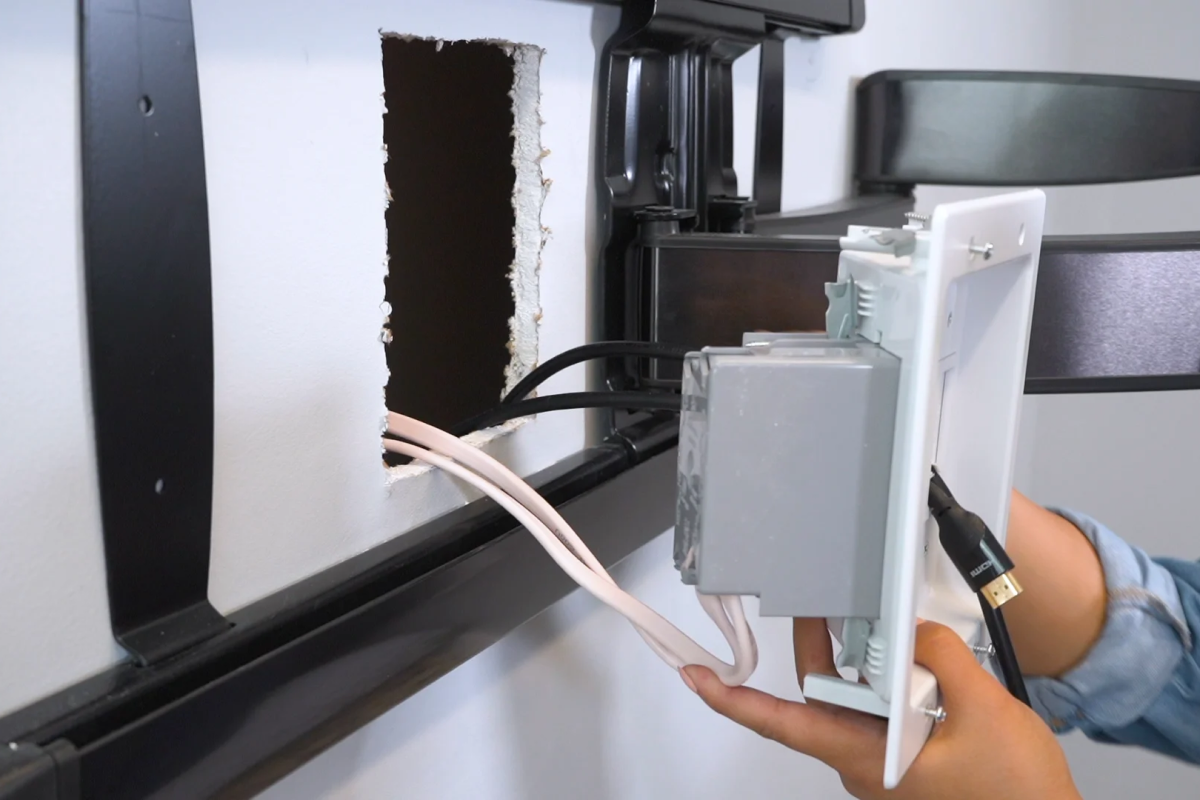 In-Wall vs External Cable Management: What Is the Difference?