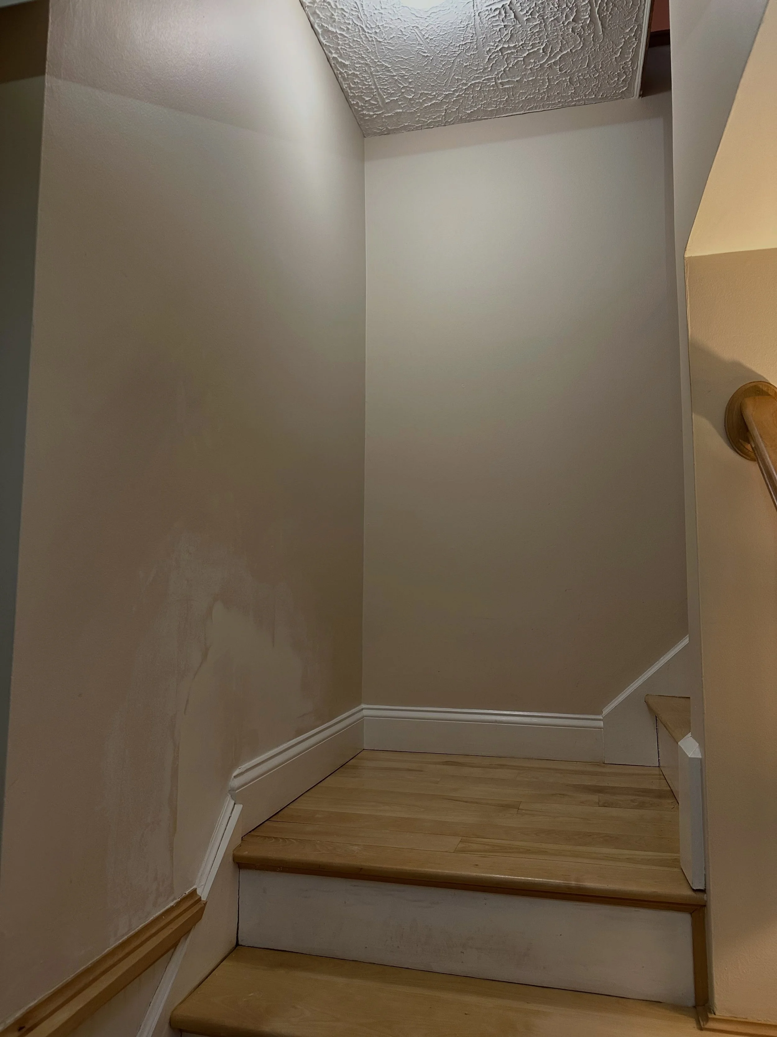 This family didn&rsquo;t want change they just needed a refresh. We mudded these walls to make them smooth again from wear and tear over the years then we hit these walls with 2 coats of matched paint to make them feel fresh and alive again. #helping