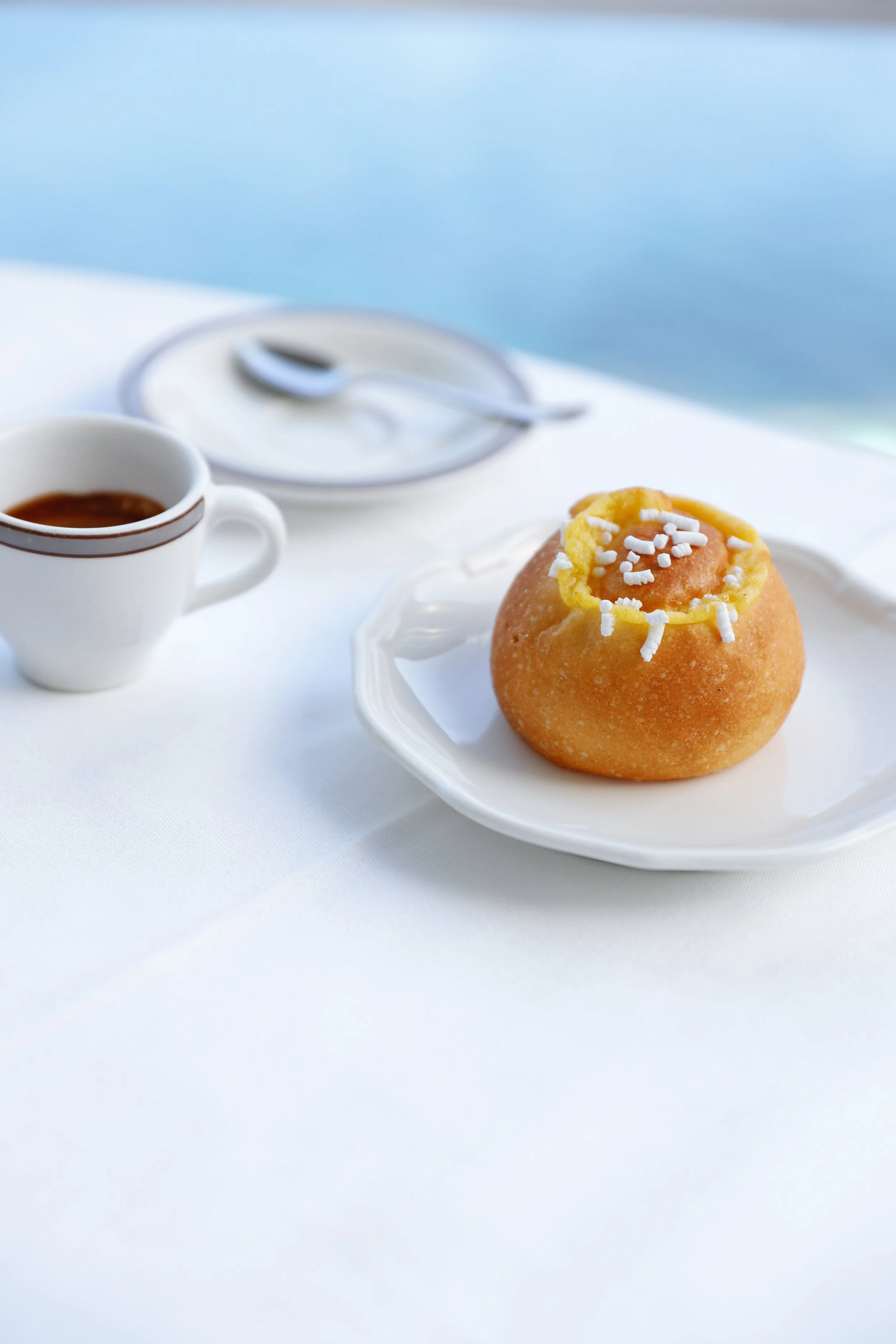 Hospitality photographer for Hotel Tramontano in Sorrento, photographing breakfast, croissant, cakes and coffee 