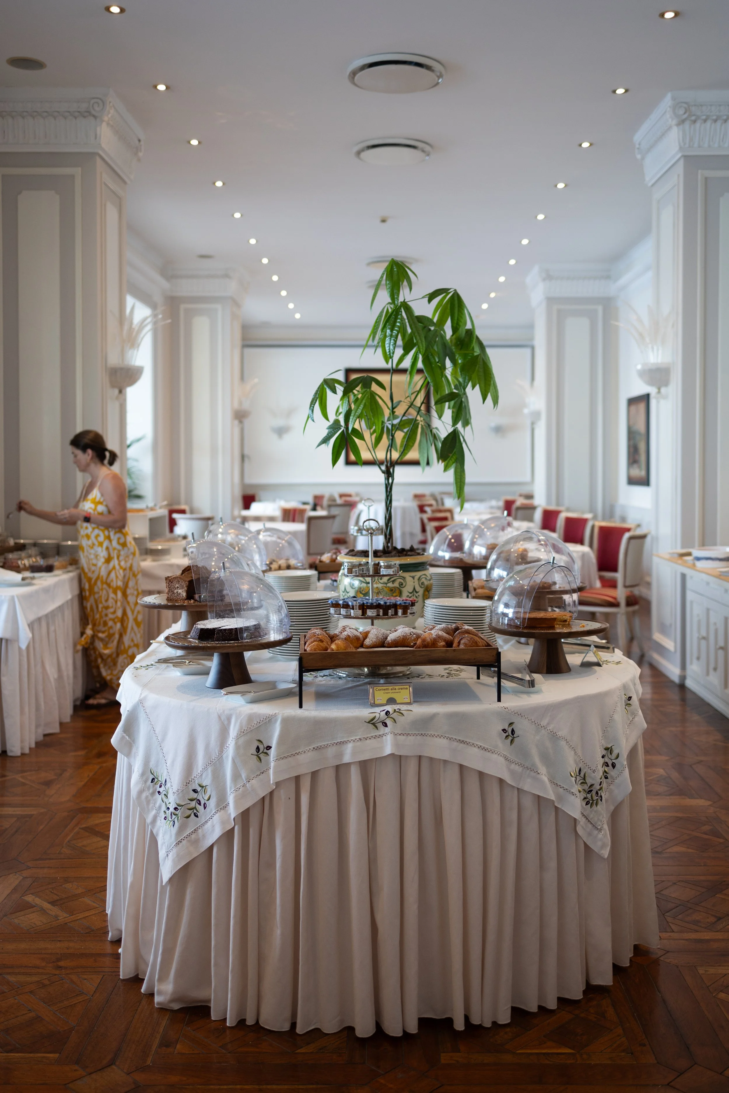 Hospitality photographer for Hotel Tramontano in Sorrento, photographing breakfast, croissant, cakes and coffee 