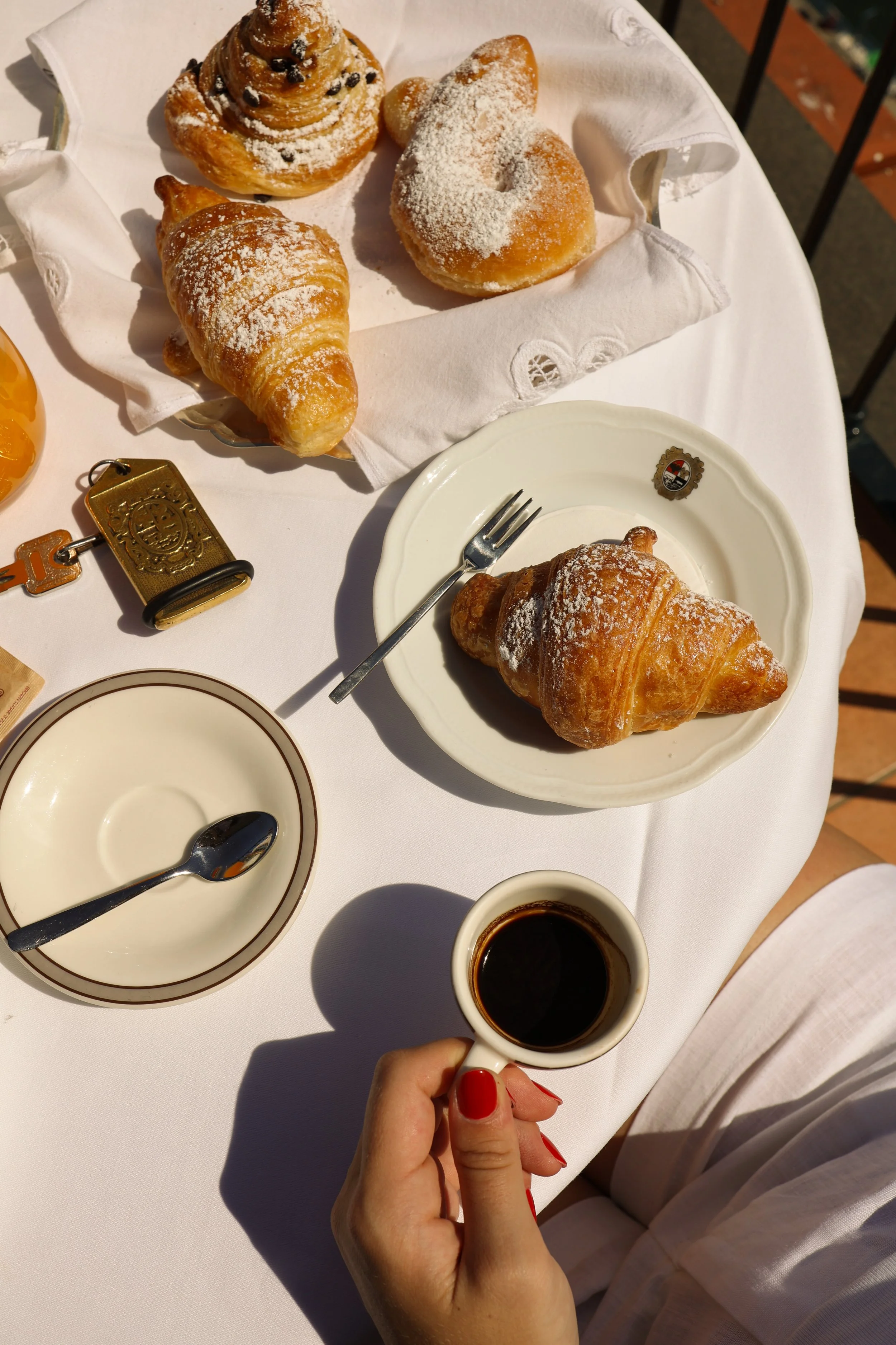 Hospitality photographer for Hotel Tramontano in Sorrento, photographing the Room Service along with breakfast, croissant, cakes and coffee 