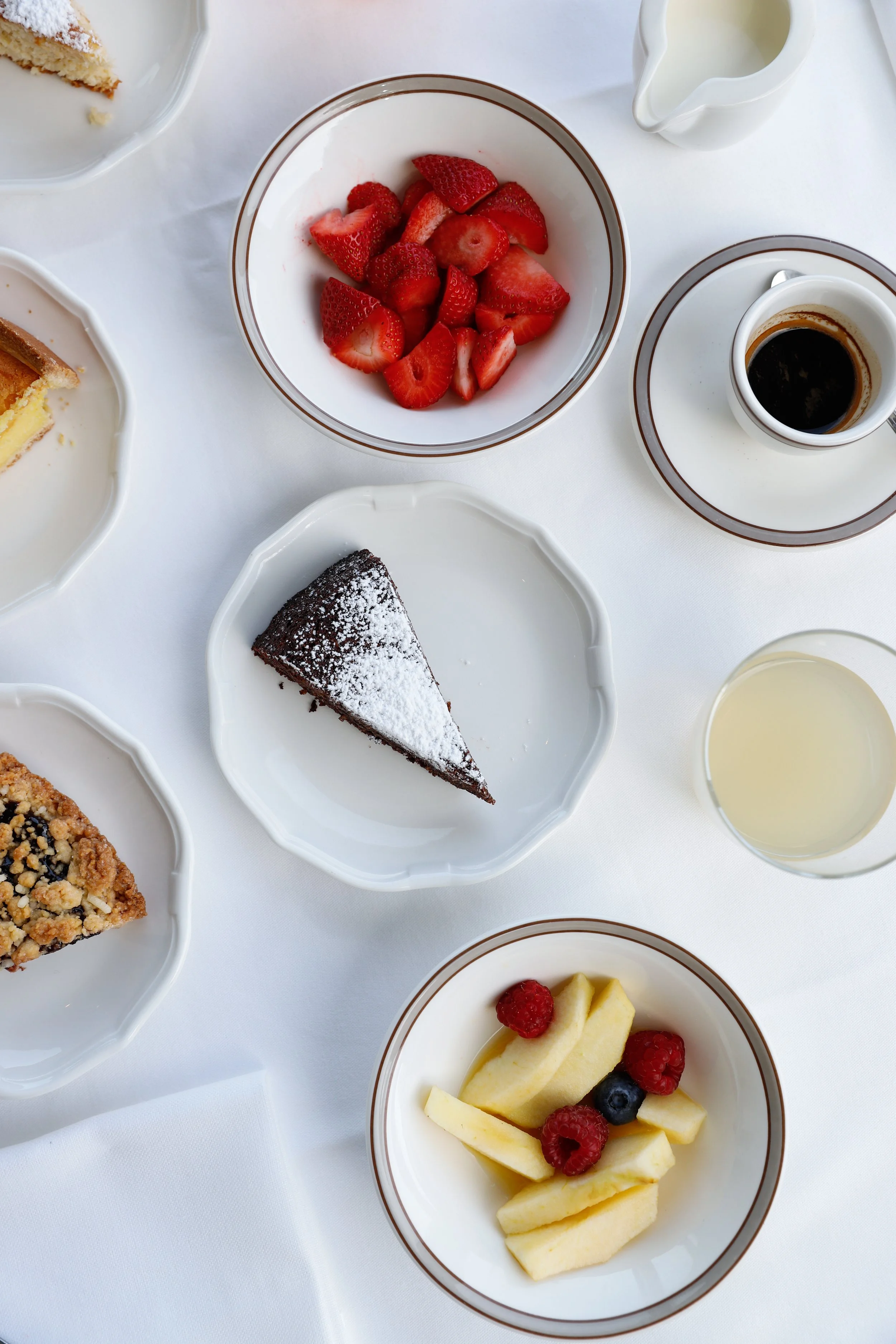 Hospitality photographer for Hotel Tramontano in Sorrento, photographing breakfast, croissant, cakes and coffee 