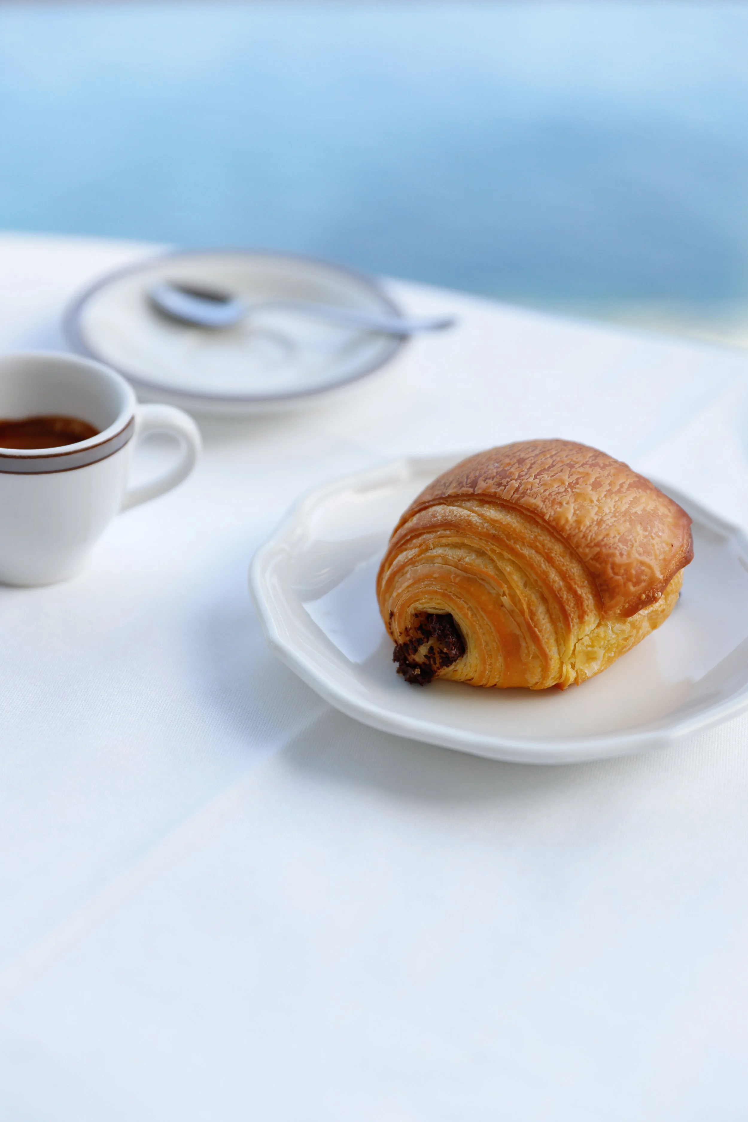 Hospitality photographer for Hotel Tramontano in Sorrento, photographing breakfast, croissant, cakes and coffee 