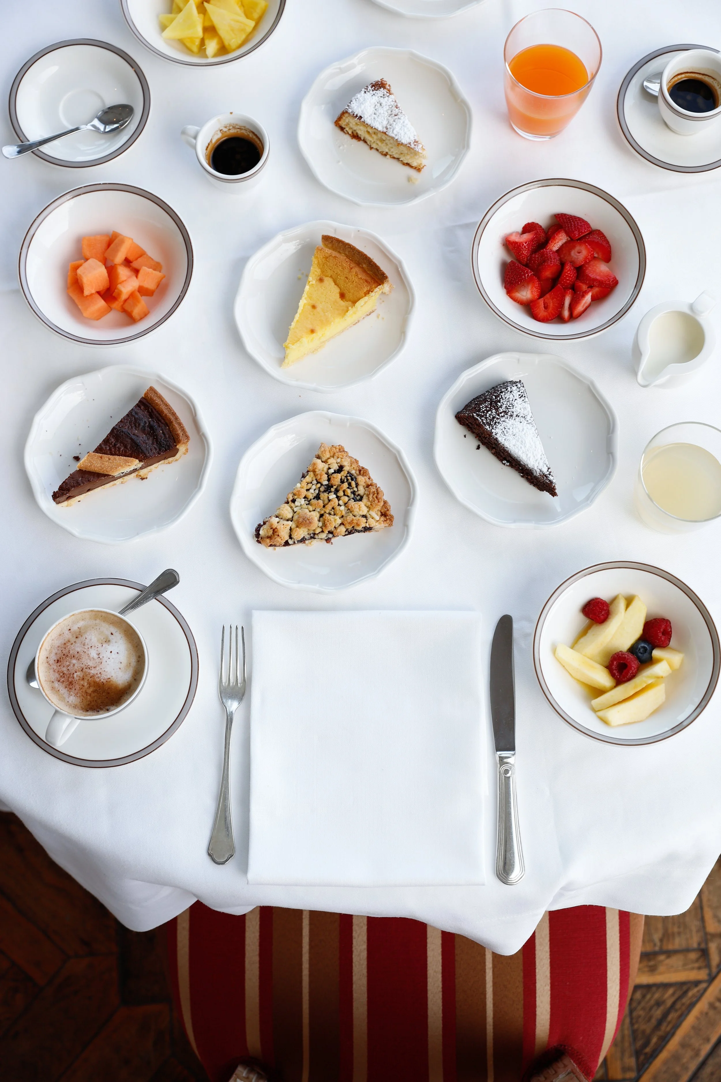 Hospitality photographer for Hotel Tramontano in Sorrento, photographing breakfast, croissant, cakes and coffee 