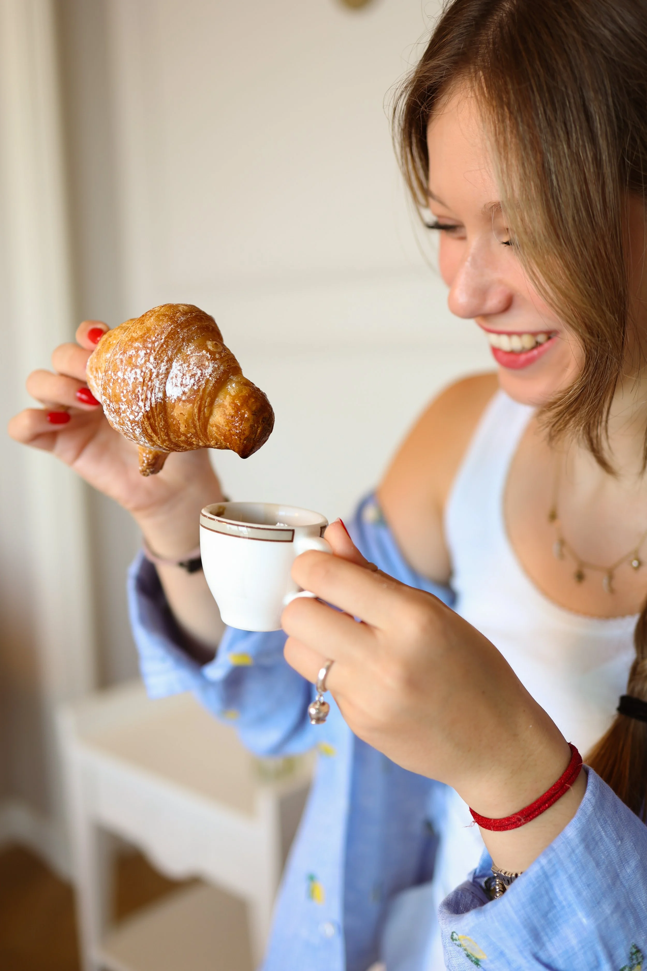 Hospitality photographer for Hotel Tramontano in Sorrento, photographing the Room Service along with breakfast, croissant, cakes and coffee 