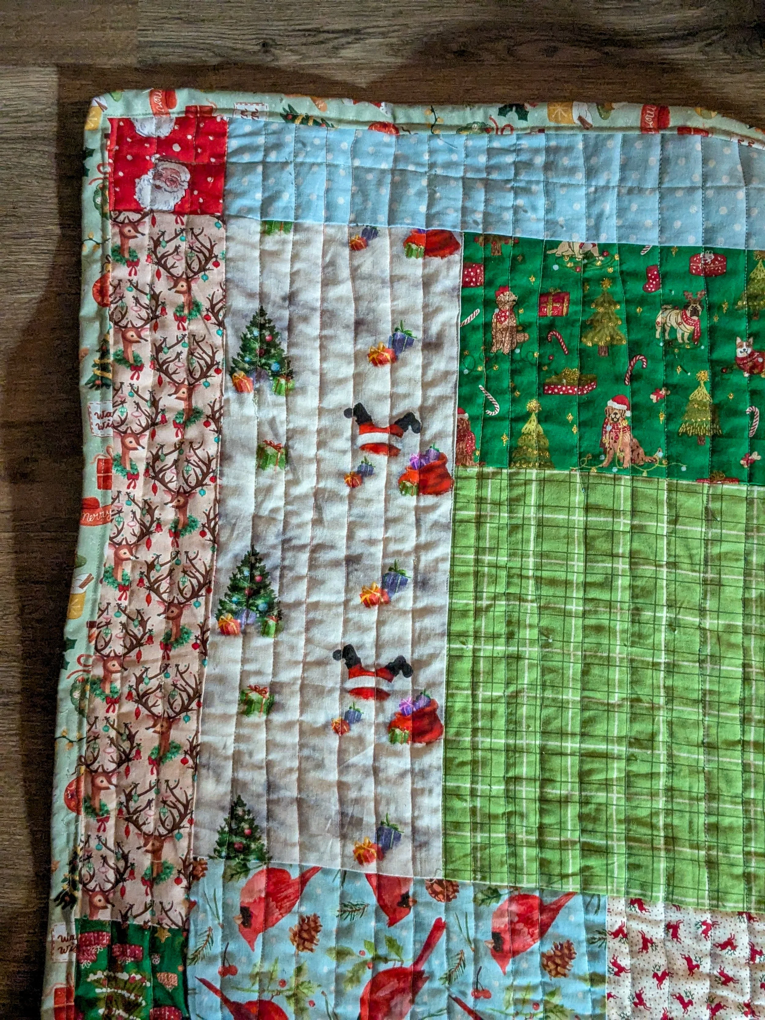 xmas quilt corner.jpg