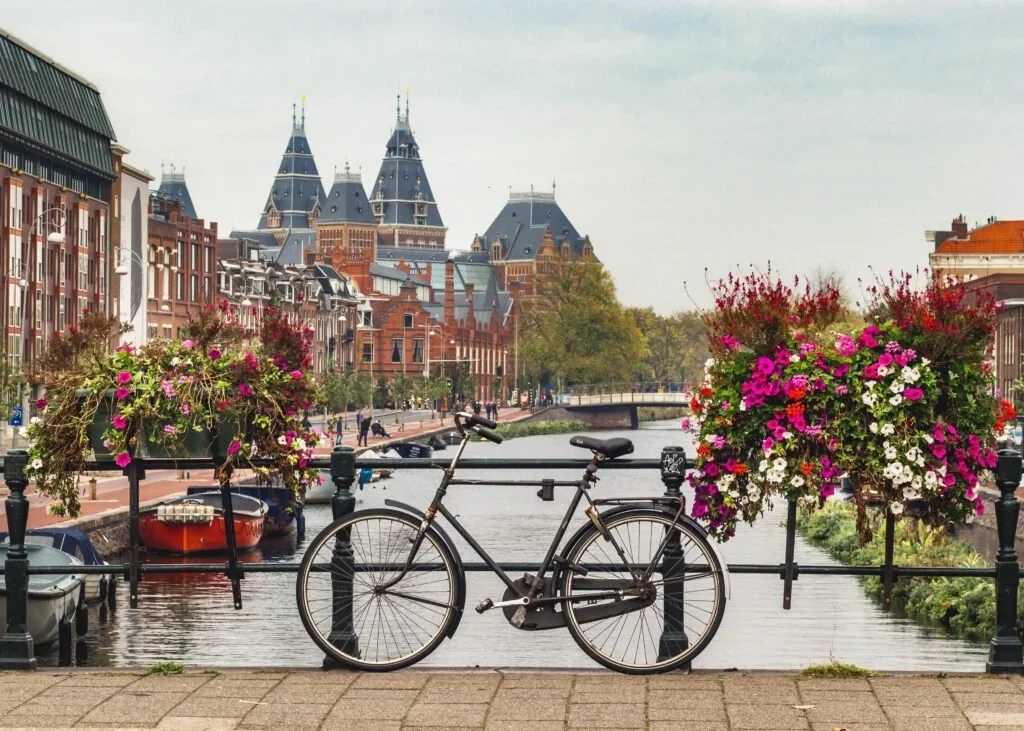 The Right Way To Do Amsterdam